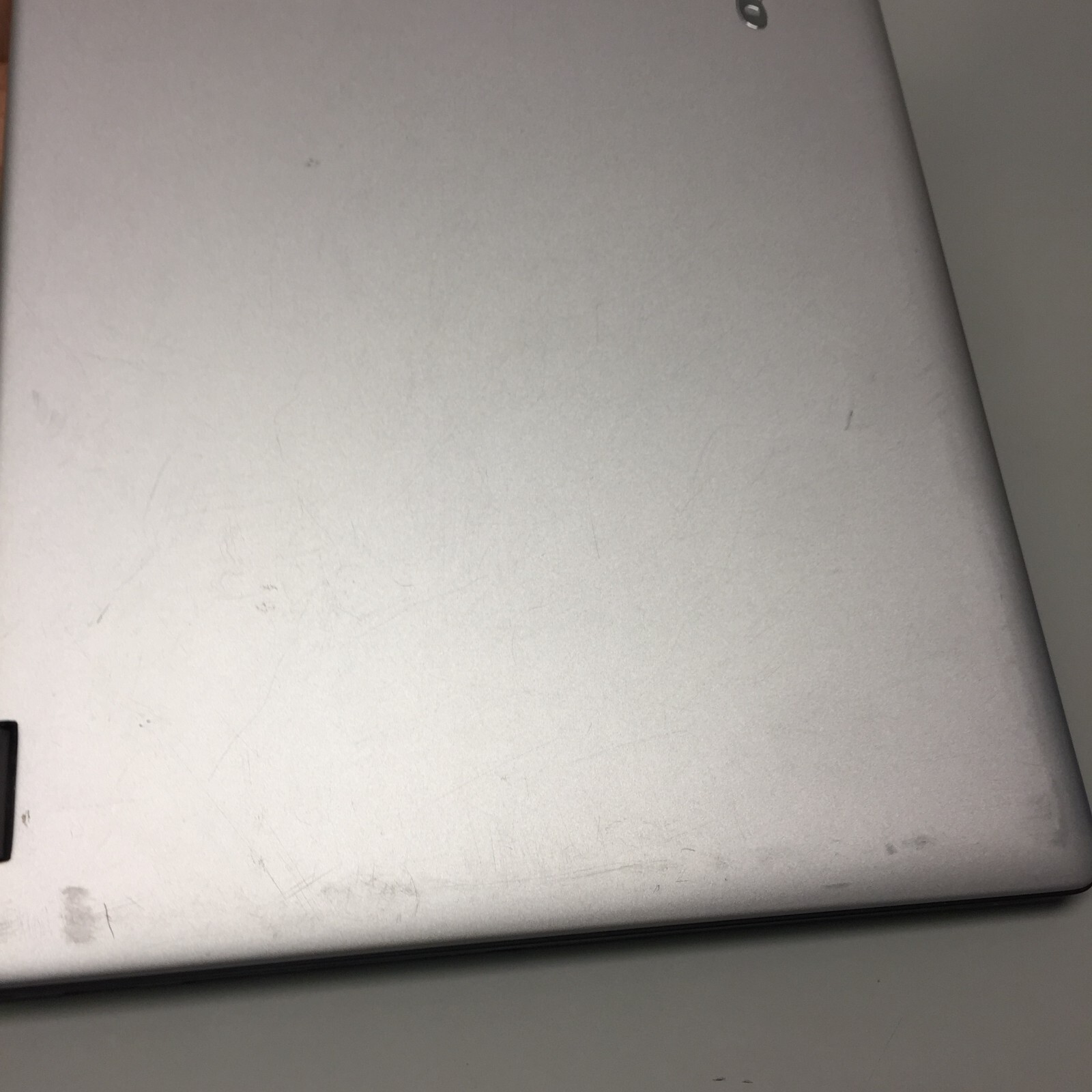 LENOVO yoga 2 11 core i3 4th gen 1.50 ghz 12.5” 4GB RAM 440 GN SSD WIN 1O HOME