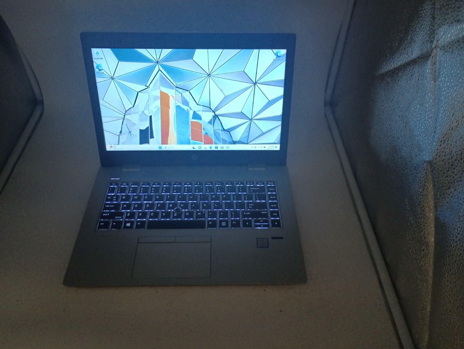 8155 ProBook640 G4 w/genuine HP charger.i5 8th gen.16GB.128GB SSD.14″.W11 Pro