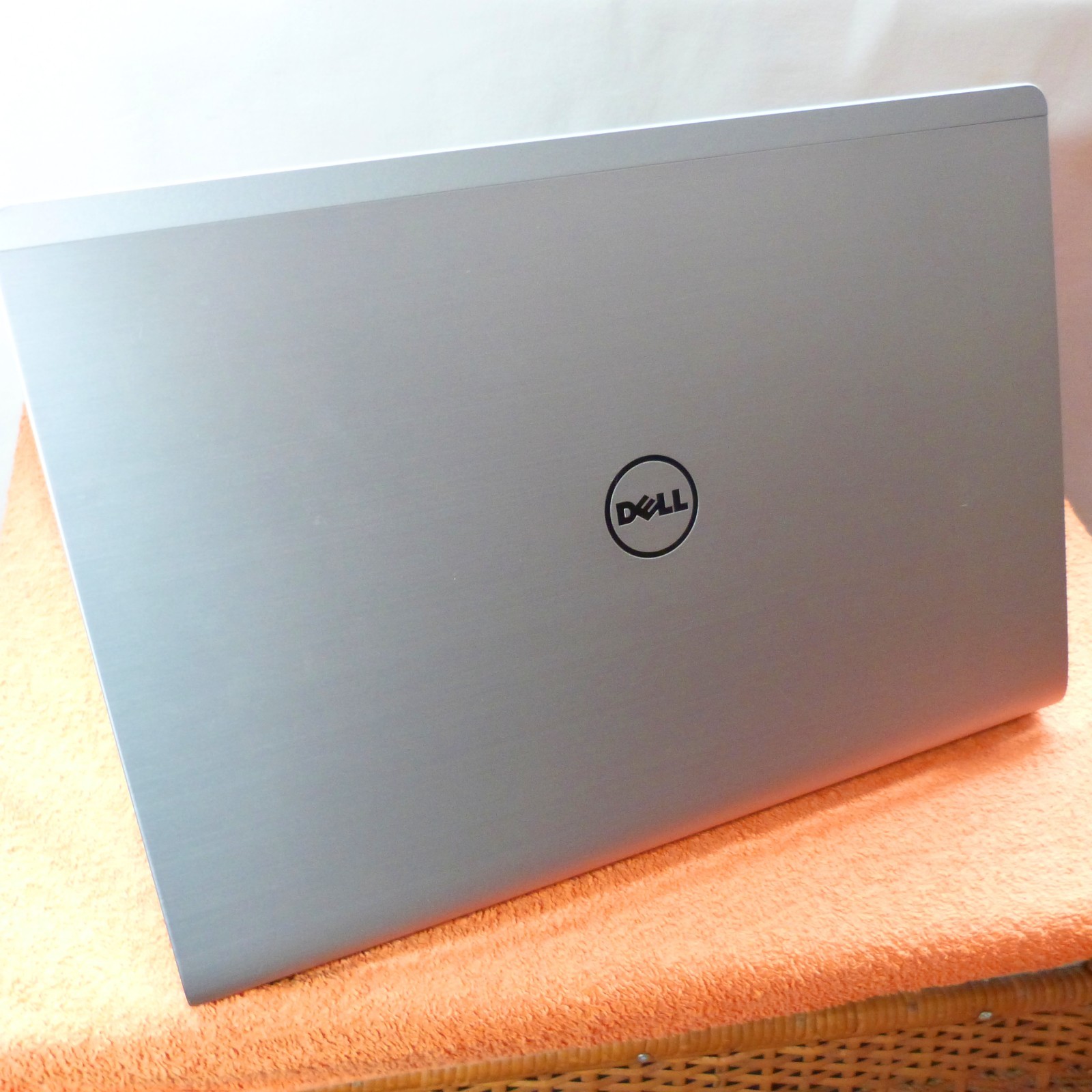 Dell 5748 METAL 17″ PREMIUM l SSD Windows 11 TURBO i7 MaxxAudio PROSound