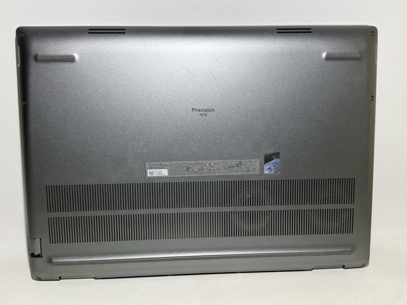 Dell Precision 7670 16″ i7-12850HX 32GB 512GB RTX A2000