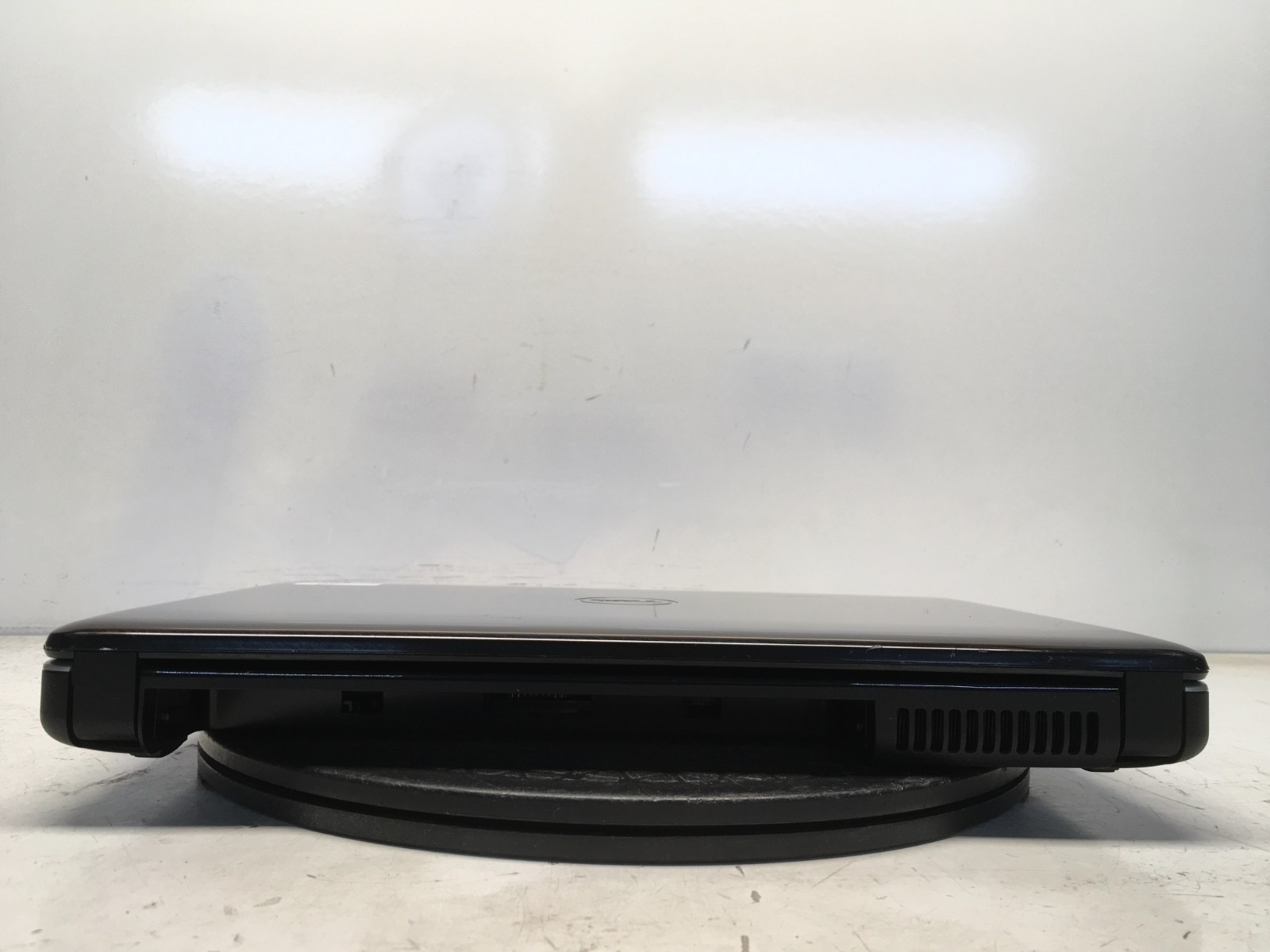 Dell Inspiron 1440 Intel Pentium Dual-Core T4400 2.2GHz 4 GB NO HDD