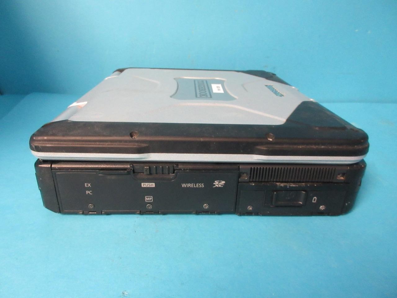 PANASONIC TOUGHBOOK CF-31 13.1″ TOUCH LAPTOP NO HDD POWERS ON(UNTESTED/PARTS)