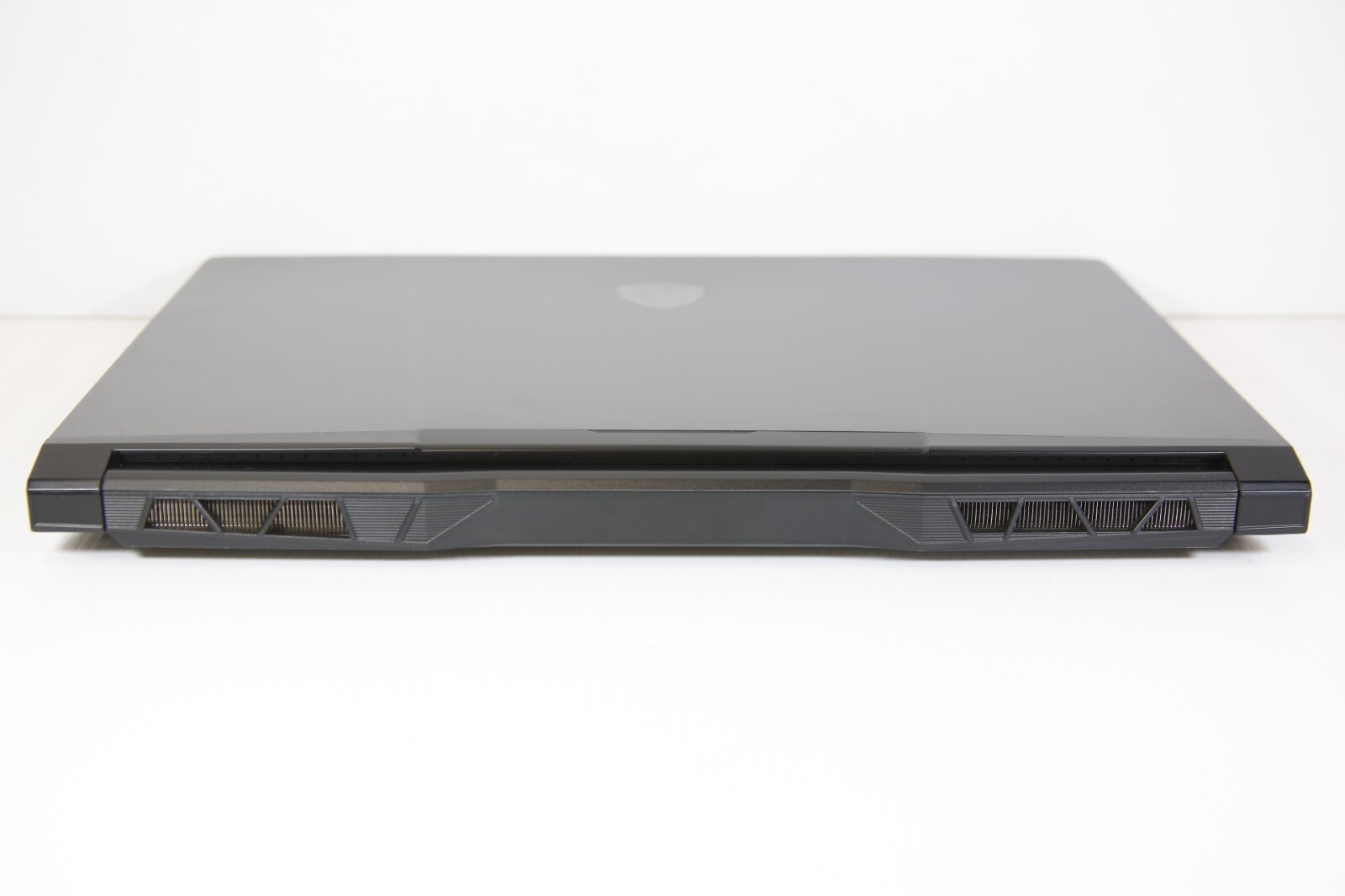 *CLEAN* – MSI CROSSHAIR 15 A11UCK-264US 15.6″ 144Hz Laptop Notebook i7 2.30GHz