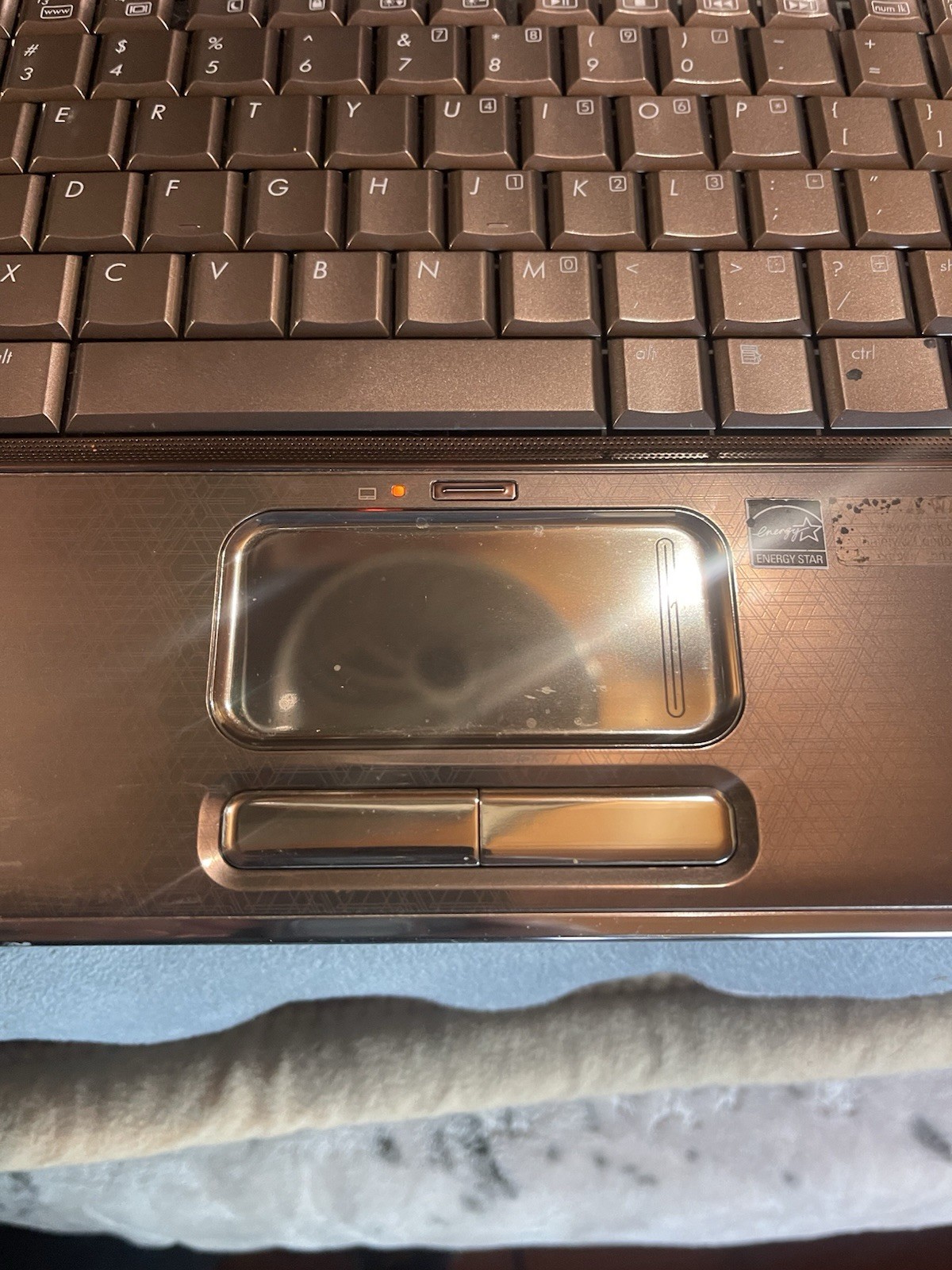 HP Pavilion entertainment PC AMD Turion X2 Window Vista Screen Not On (PARTS)