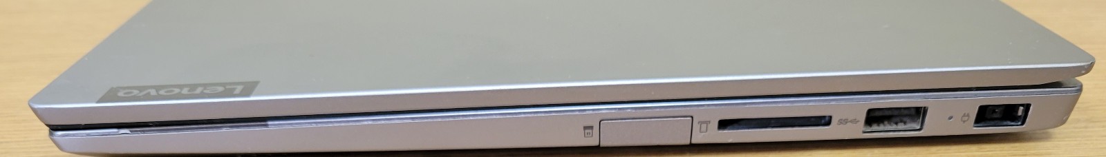 Lenovo ThinkBook 14-IIL i7-1065G7 1.30GHz 16GB DDR4 256GB NVMe NO OS/HDD
