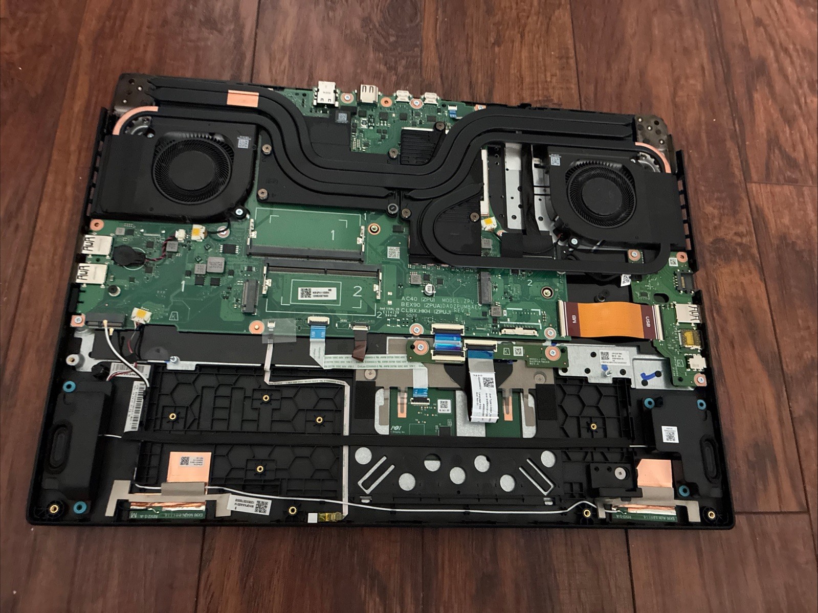Acer Nitro 17 Ryzen 7 8845HS RTX 4060 NO POWER FOR PARTS!