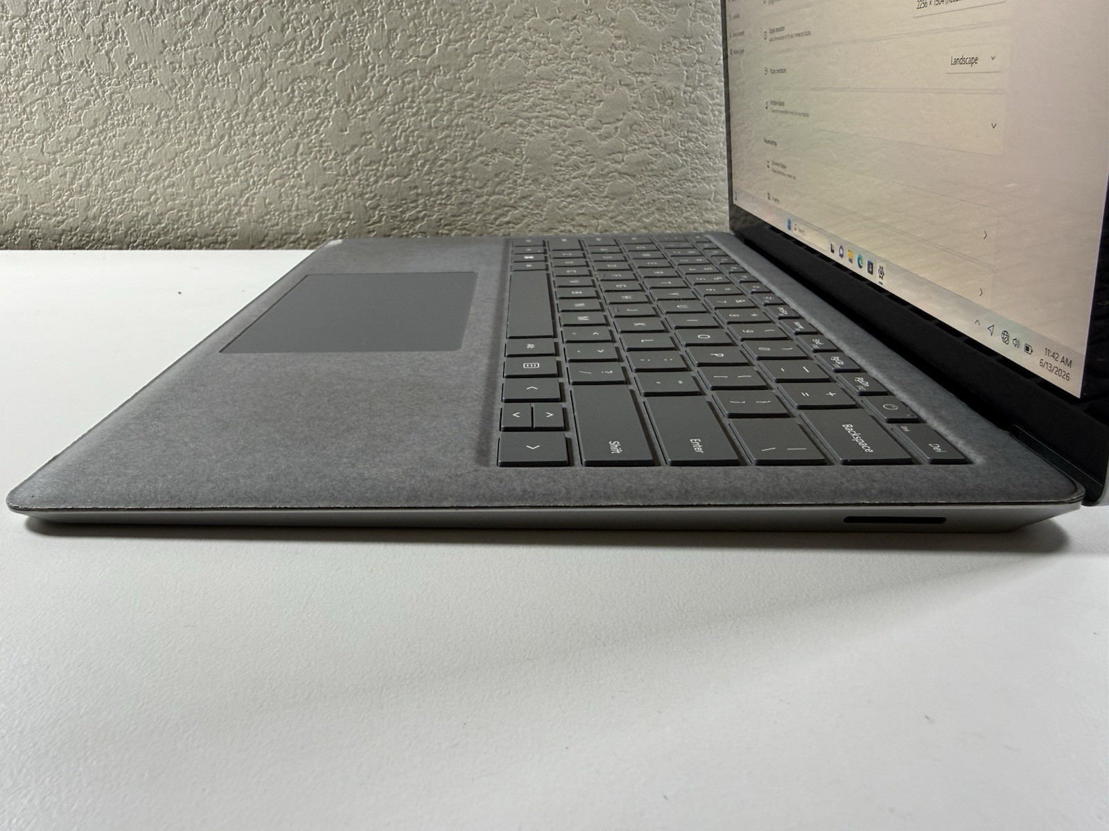 Microsoft Surface Laptop 5 13.5” 1950 Intel Core i7-1265U 16GB RAM 512GB NVME