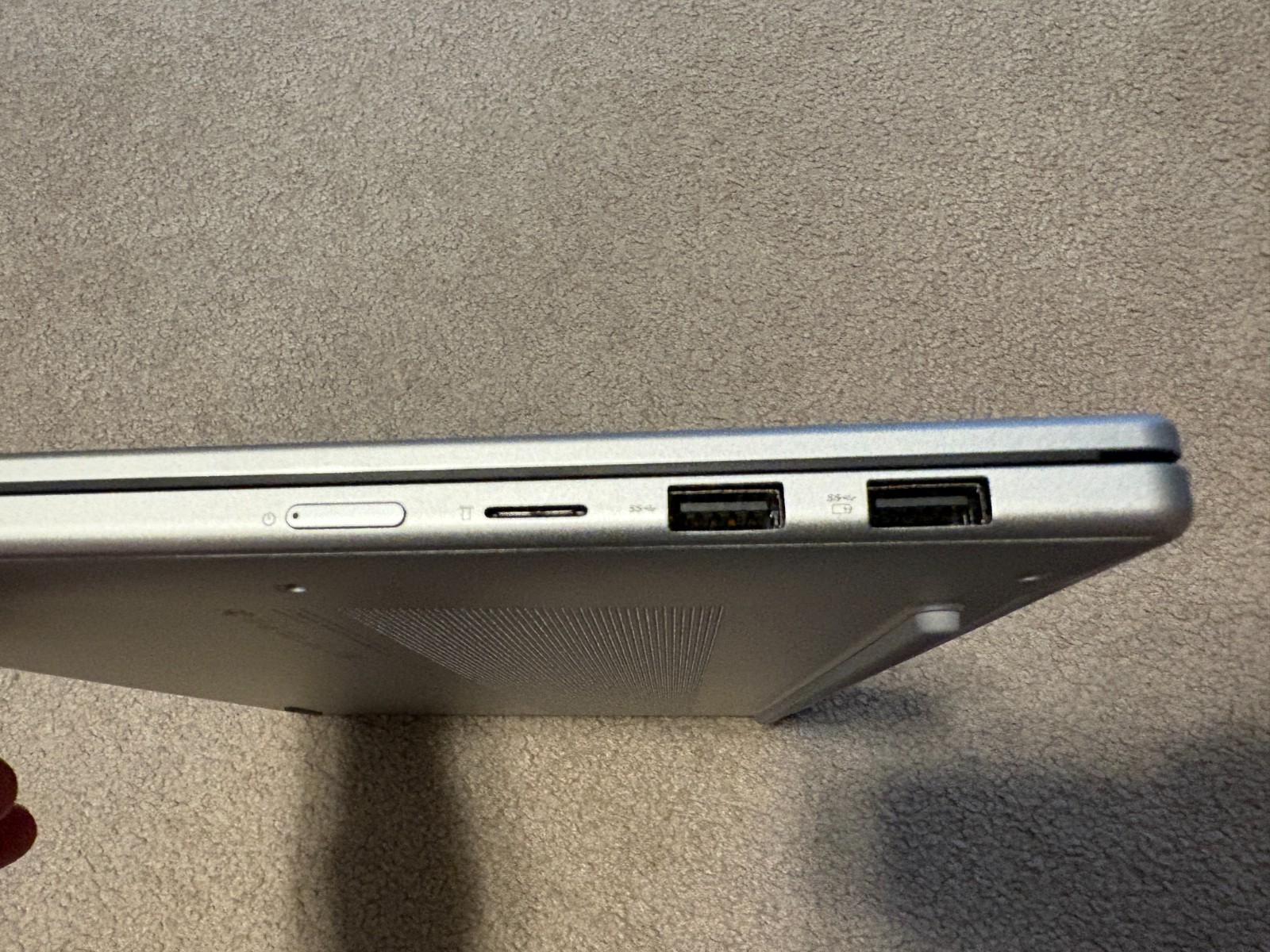 Lenovo Ideapad Slim 5x 15″ Snapdragon Laptop – 512GB Storage – 16GB RAM – 70Whr
