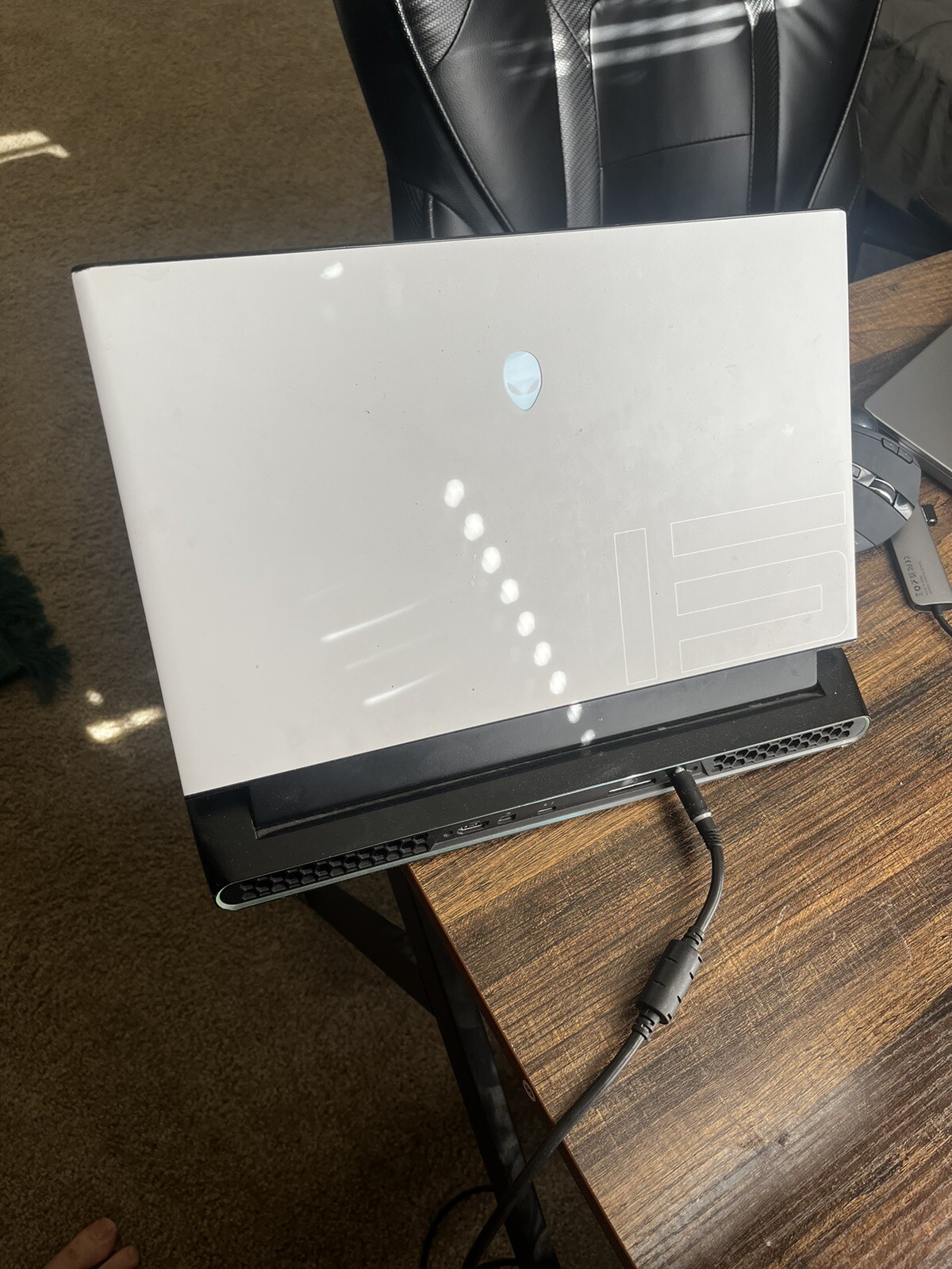 Alienware m15 R3, 15.6, 1TB, 32GB RAM, i7-10750H, NVIDIA RTX 2080 Super 8gb