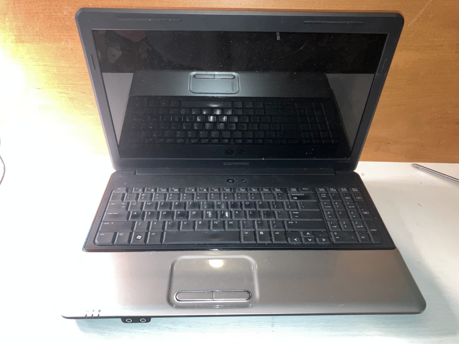 Compaq Presario CQ60-420US Intel Pentium Dual-Core T4200 2GHz 3GB NO HDD