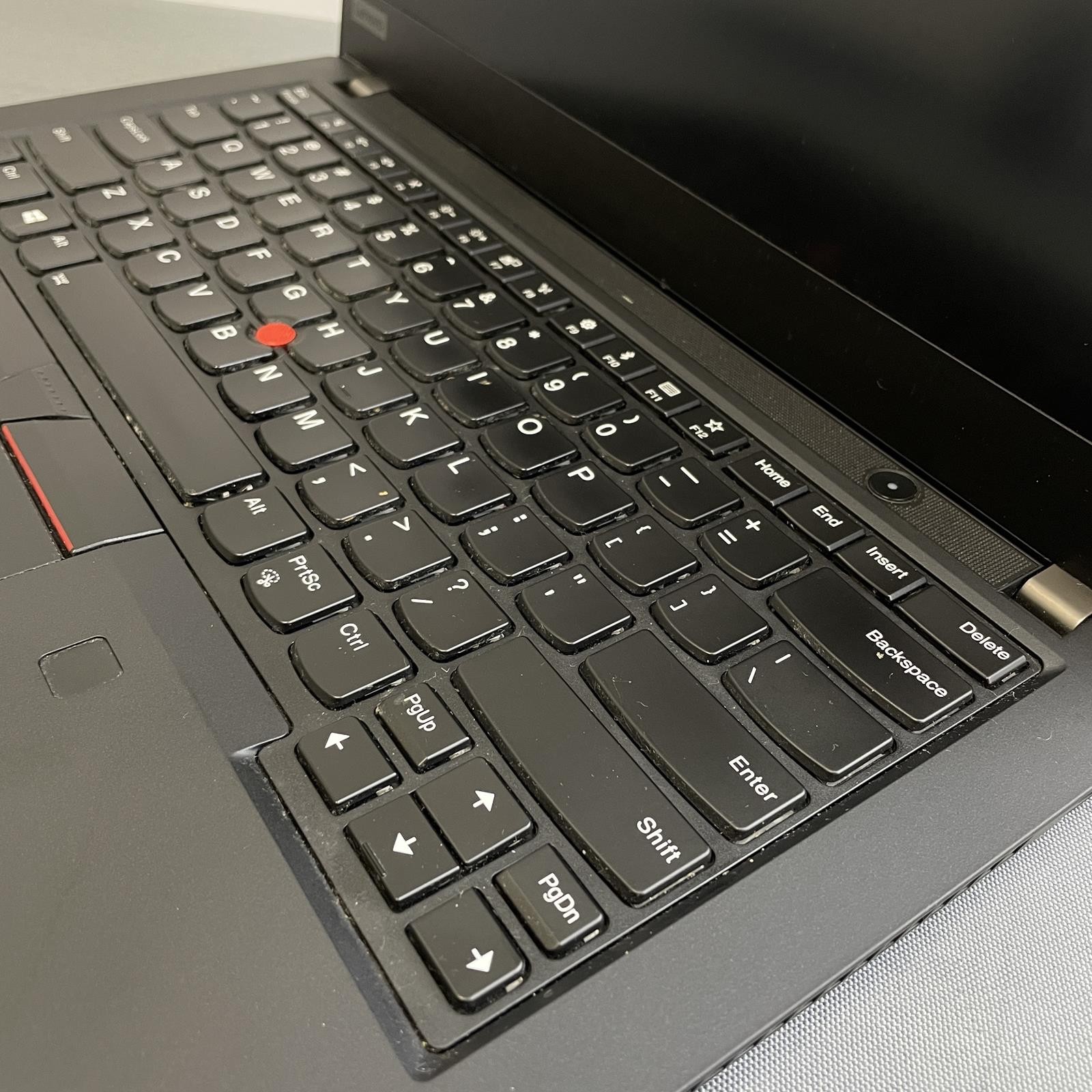 Lenovo ThinkPad T490 14 in FHD, Core i5-8365U, 16 GB, 512GB NVMe | Grade B