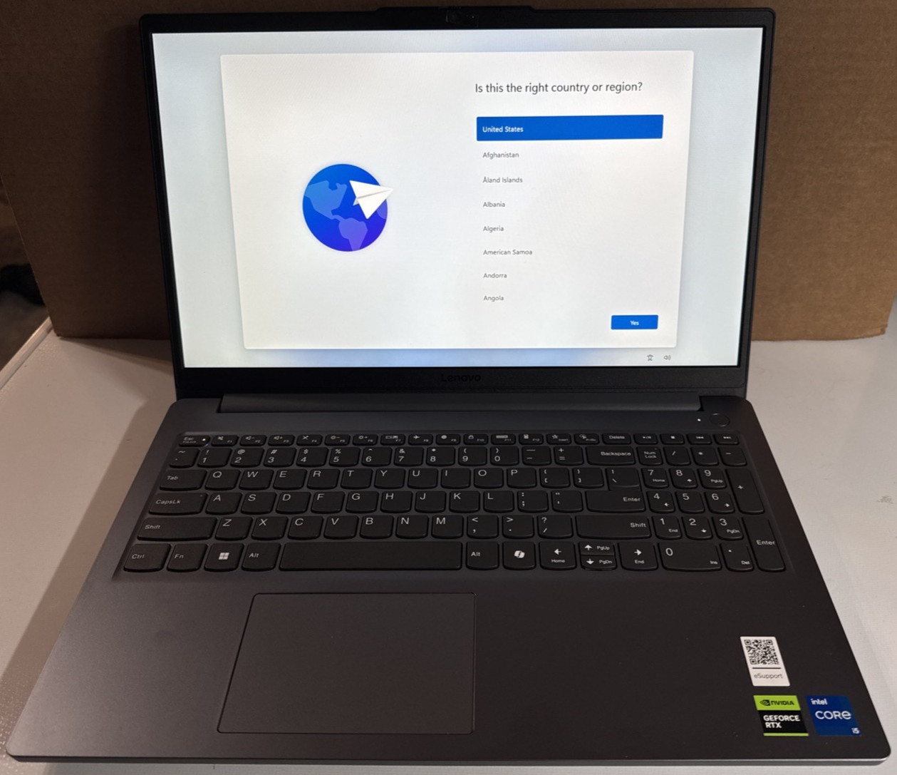 Lenovo LOQ 15IAX9E Laptop 15.6″ i5-12450HX NVIDIA RTX 3050 16GB RAM 512GB SSD