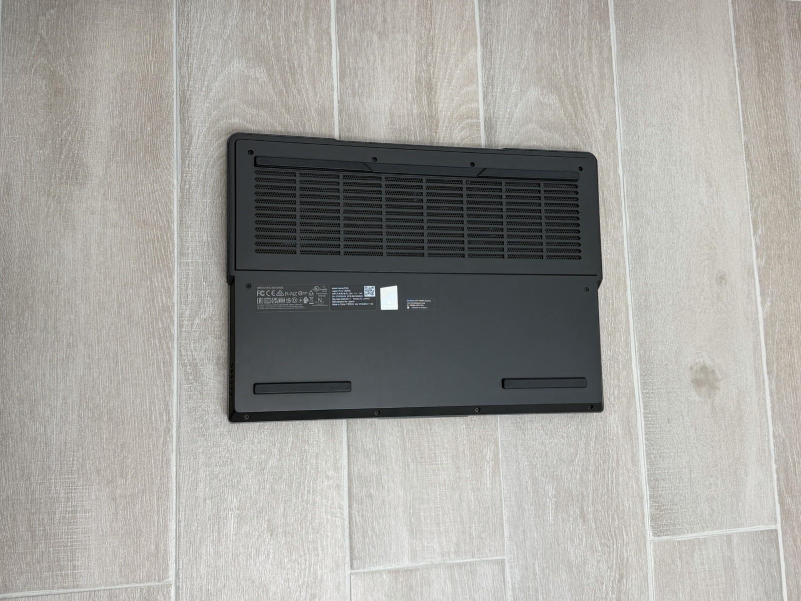 Legion Pro 5 16IRX8 16″ Core i7-13700HX GeForce RTX 4060 16GB RAM 512GB SSD