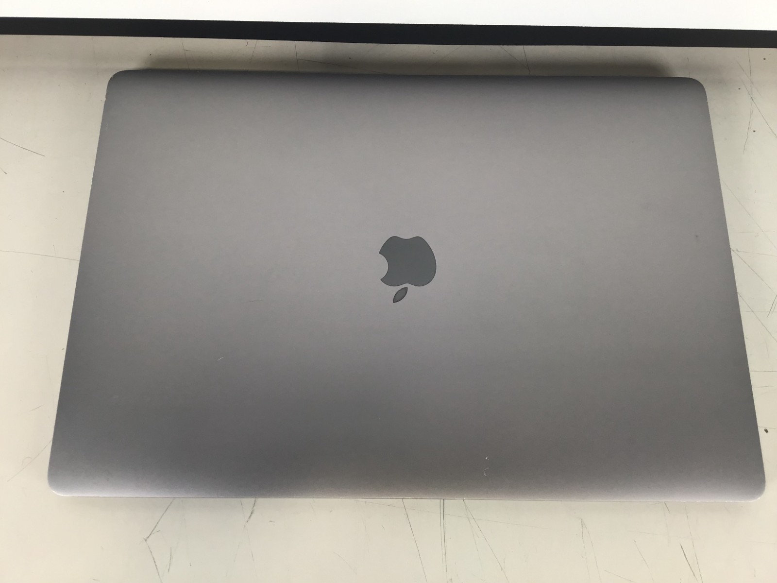 Lot of 2 Apple MacBook Pro 16″ A2141 i7-9750H 2.6GHz 16GB RAM 500B NVMe Gray~III