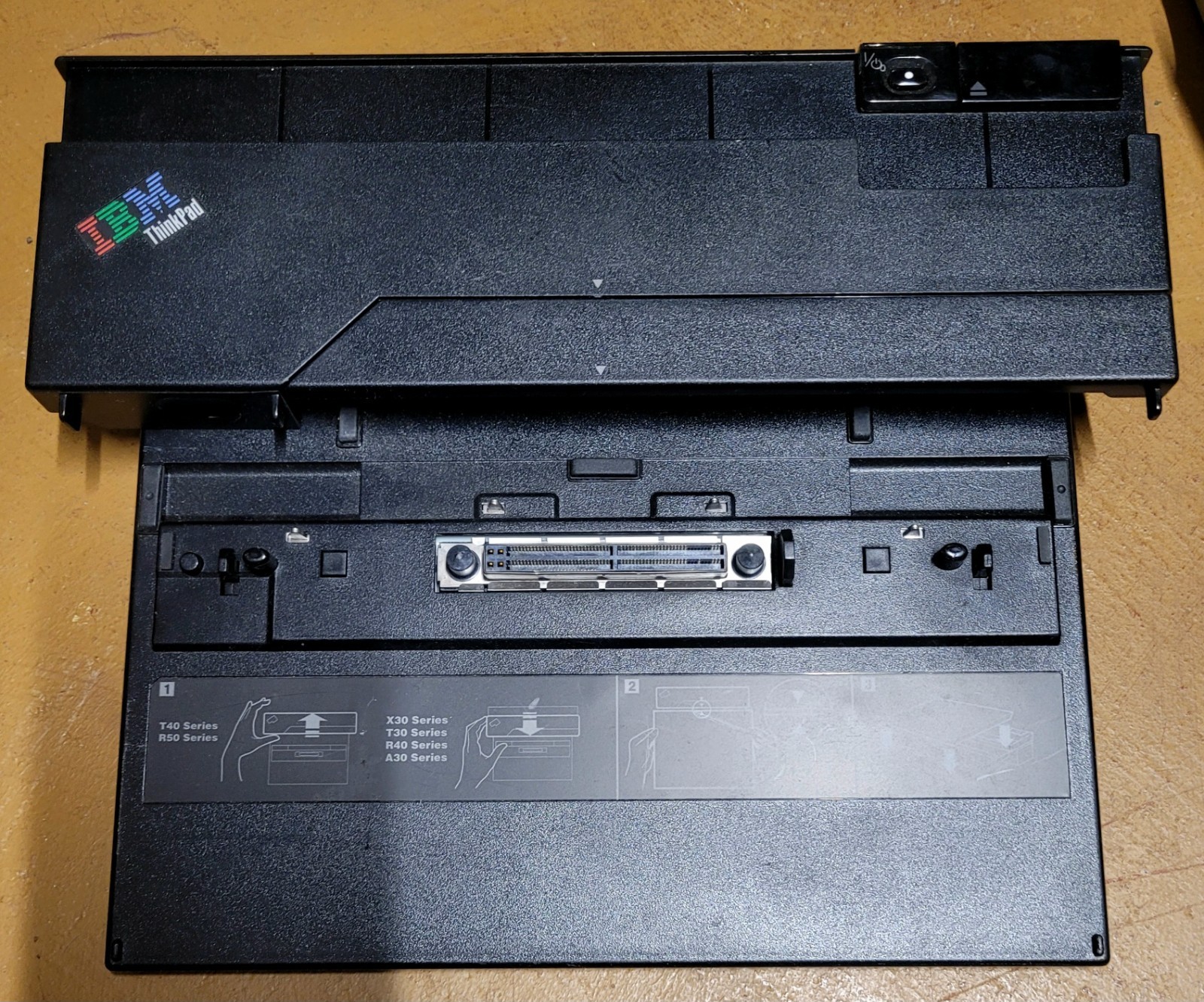 IBM ThinkPad A31 Laptop Notebook 2652-Q3U 1.5GB 40GB XPPro Radeon 7500 1400×1050