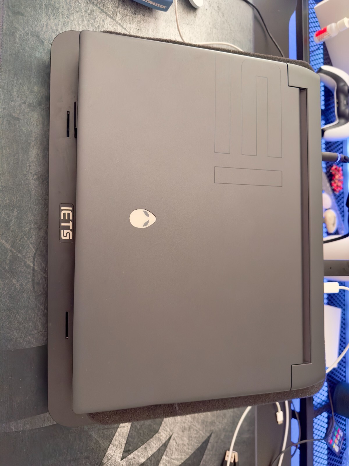 Alienware m15 R7 Gaming Laptop – 15.6-inch 240Hz 2ms QHD, Intel Core i9-12900H