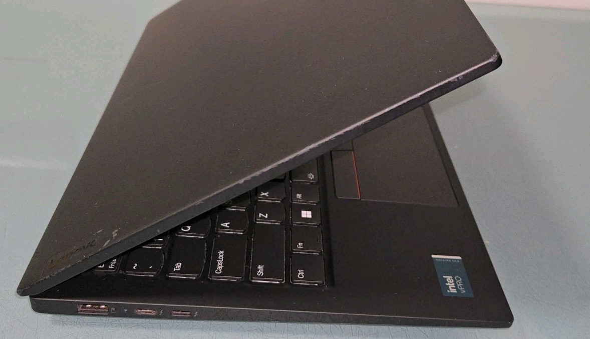 LENOVO X1 Carbon 12th Gen 14 Touch ULTRA 7 165U 1TB 32GB, STILL UNDER WARRANTY