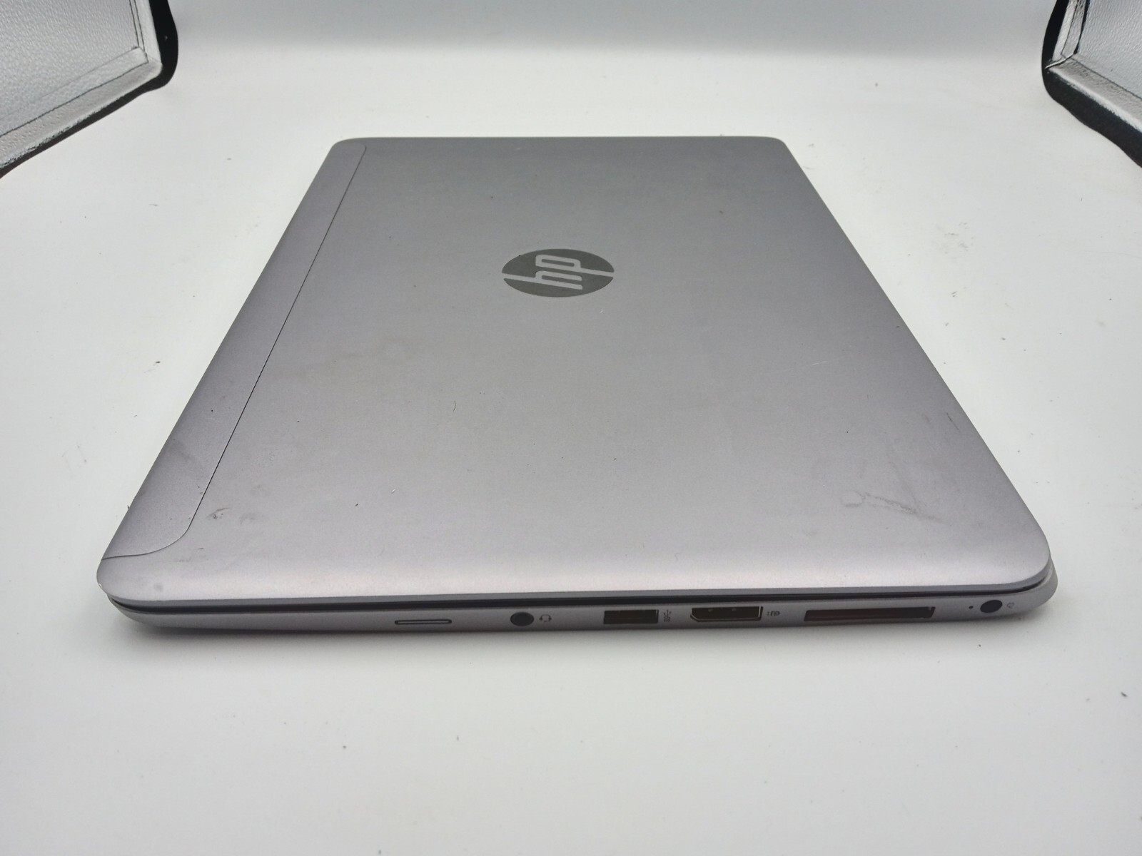 HP EliteBook 1040 G2 14″ Laptop Intel i7-5600U 4GB 128GB W10 – BAD BATTERY -RR