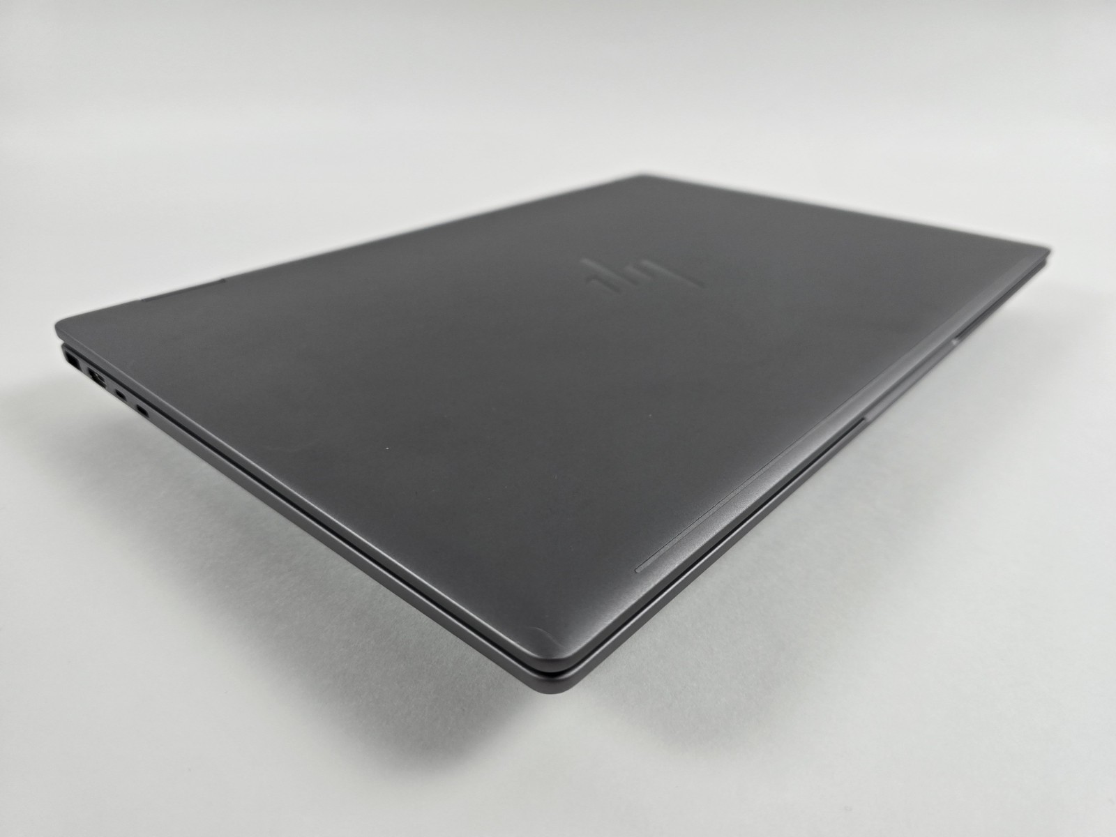 HP Envy x360 16″ WUXGA 2-in-1 Touch Ryzen 7 8840HS 16GB 1TB SSD – Used