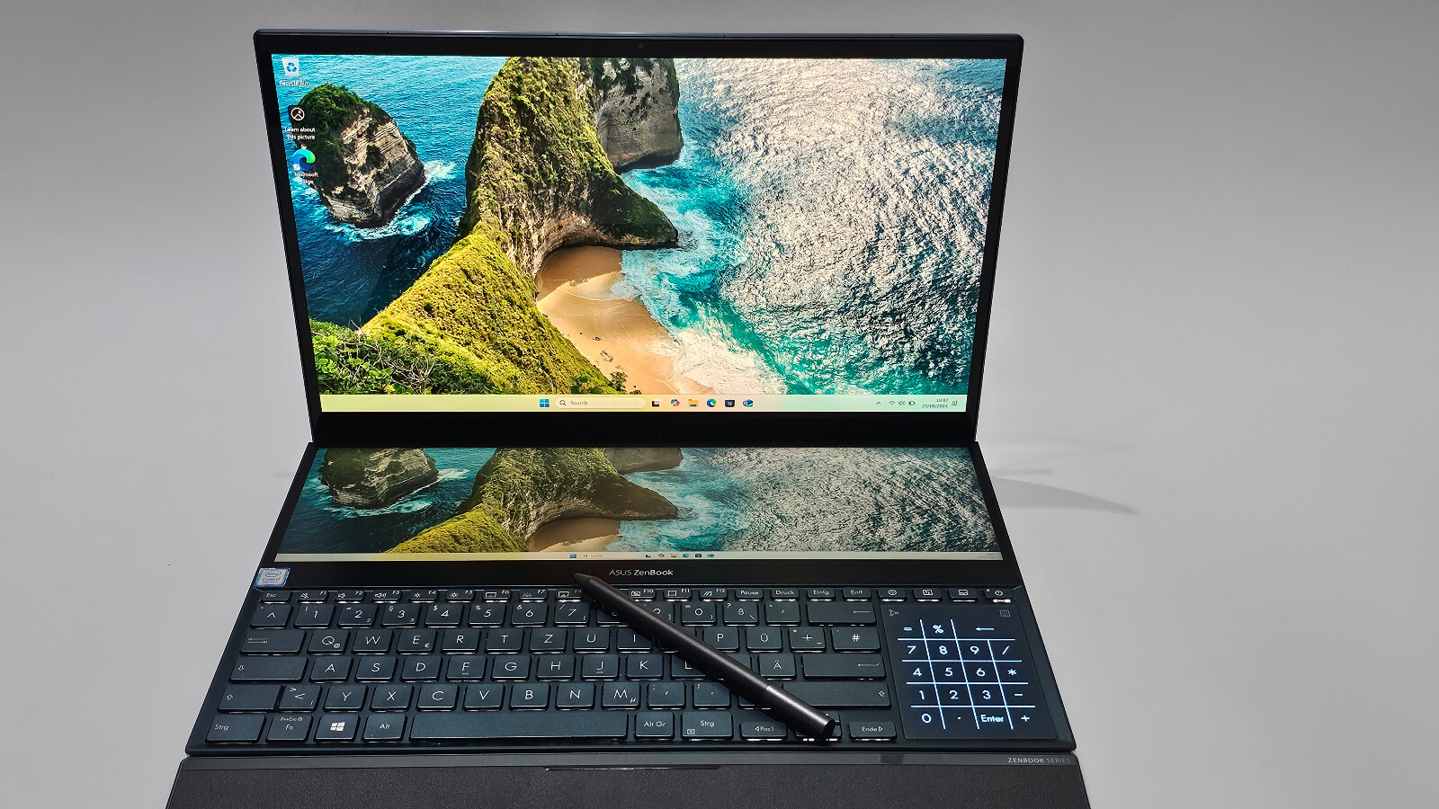 ASUS ZenBook Pro 15 UX581G i7 16Gb Ram 6G Graphics 512GB SSD