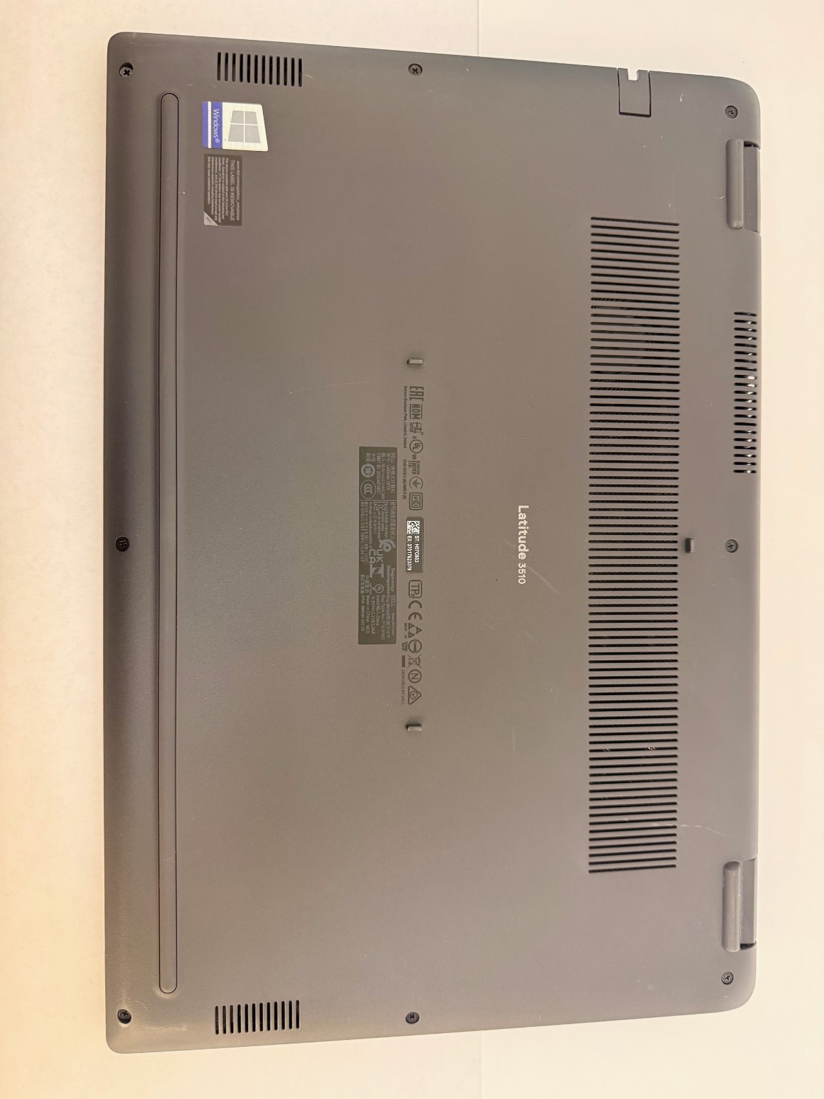 Dell Latitude 3510 i7-10510U 8GB 256GB NVMe SSD FHD Win11 Pro WiFi BT Fast