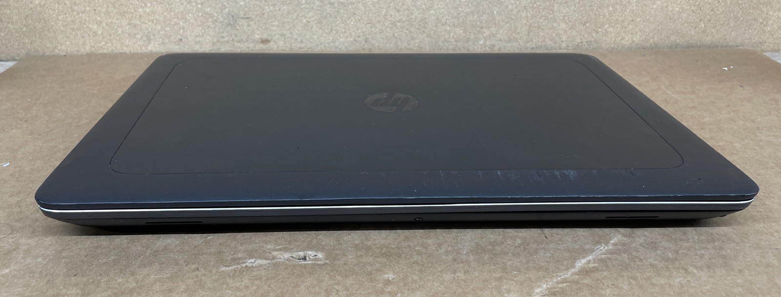HP ZBook 17 G3 Xeon 8260NGW, NO RAM NO HDD/OS FOR PARTS ONLY READ DESCRIPTION