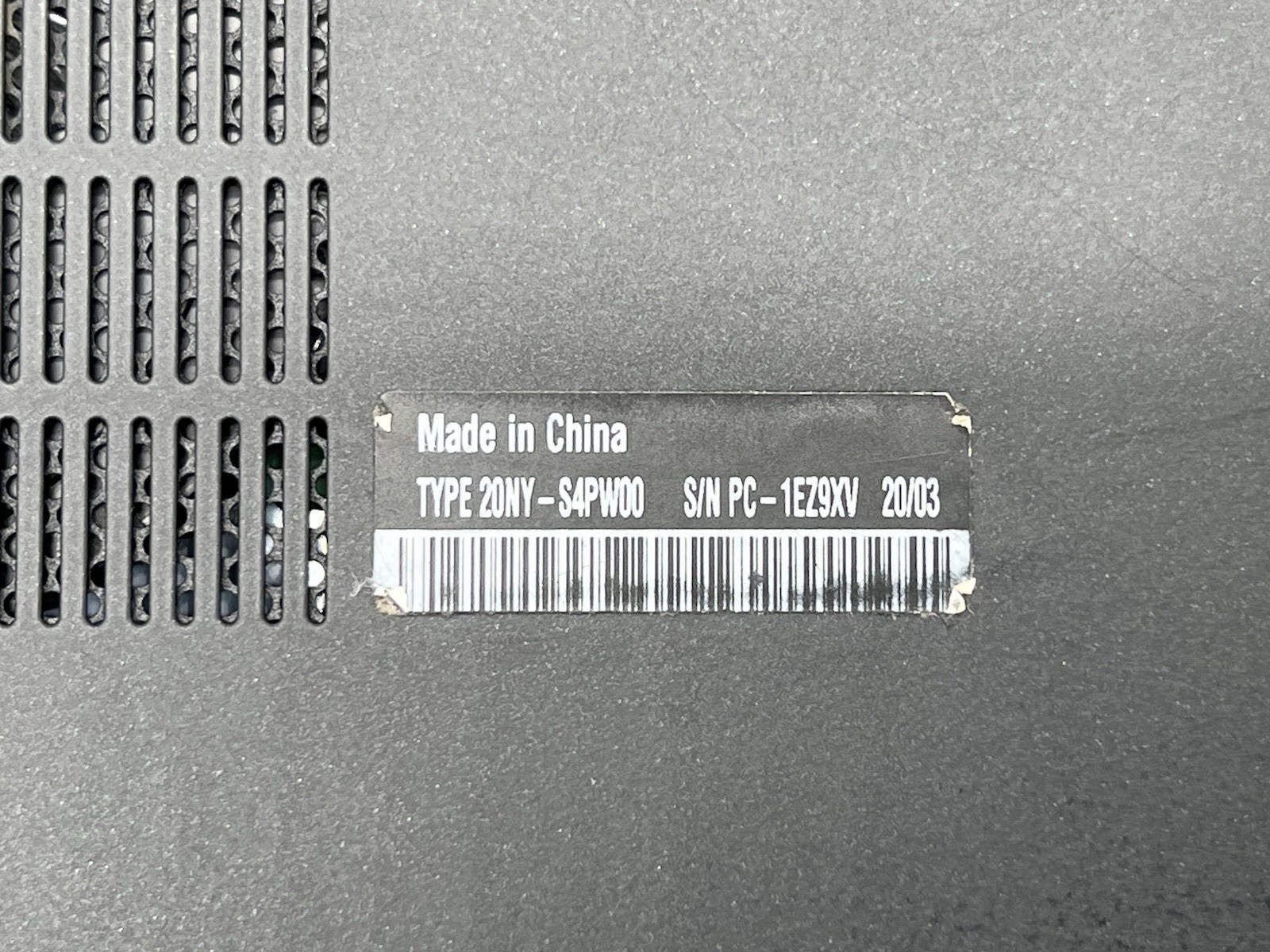 Lenovo ThinkPad T490s, i5-8365U CPU @ 1.60GHz, 16GB RAM-No HDD/OS/Charger