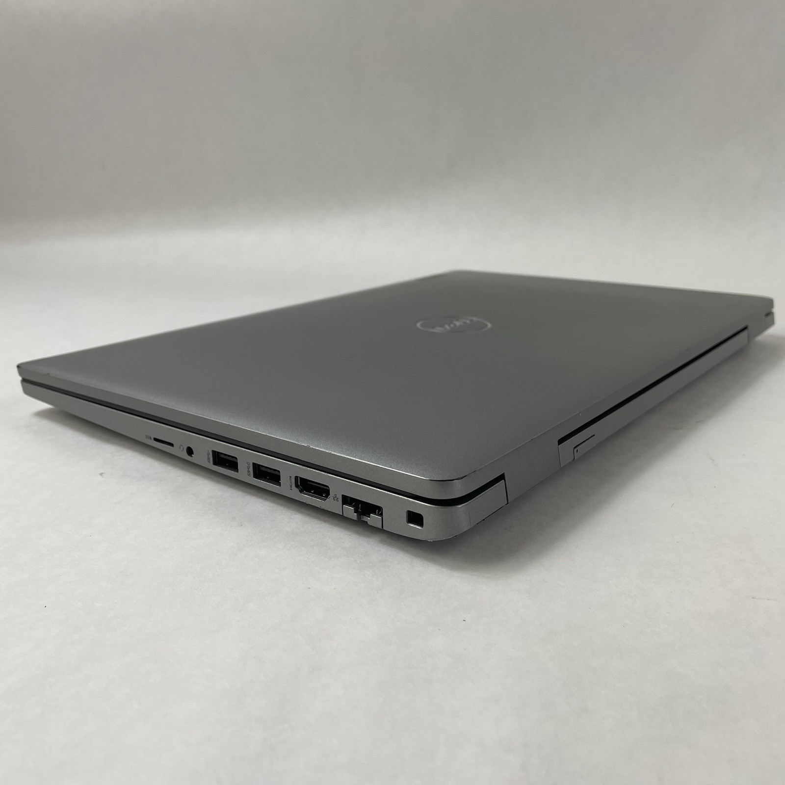 Dell Latitude 5520 15.6″ i5-1135G7 2.40 GHz 8 GB RAM No SSD/OS/AC/Battery – READ