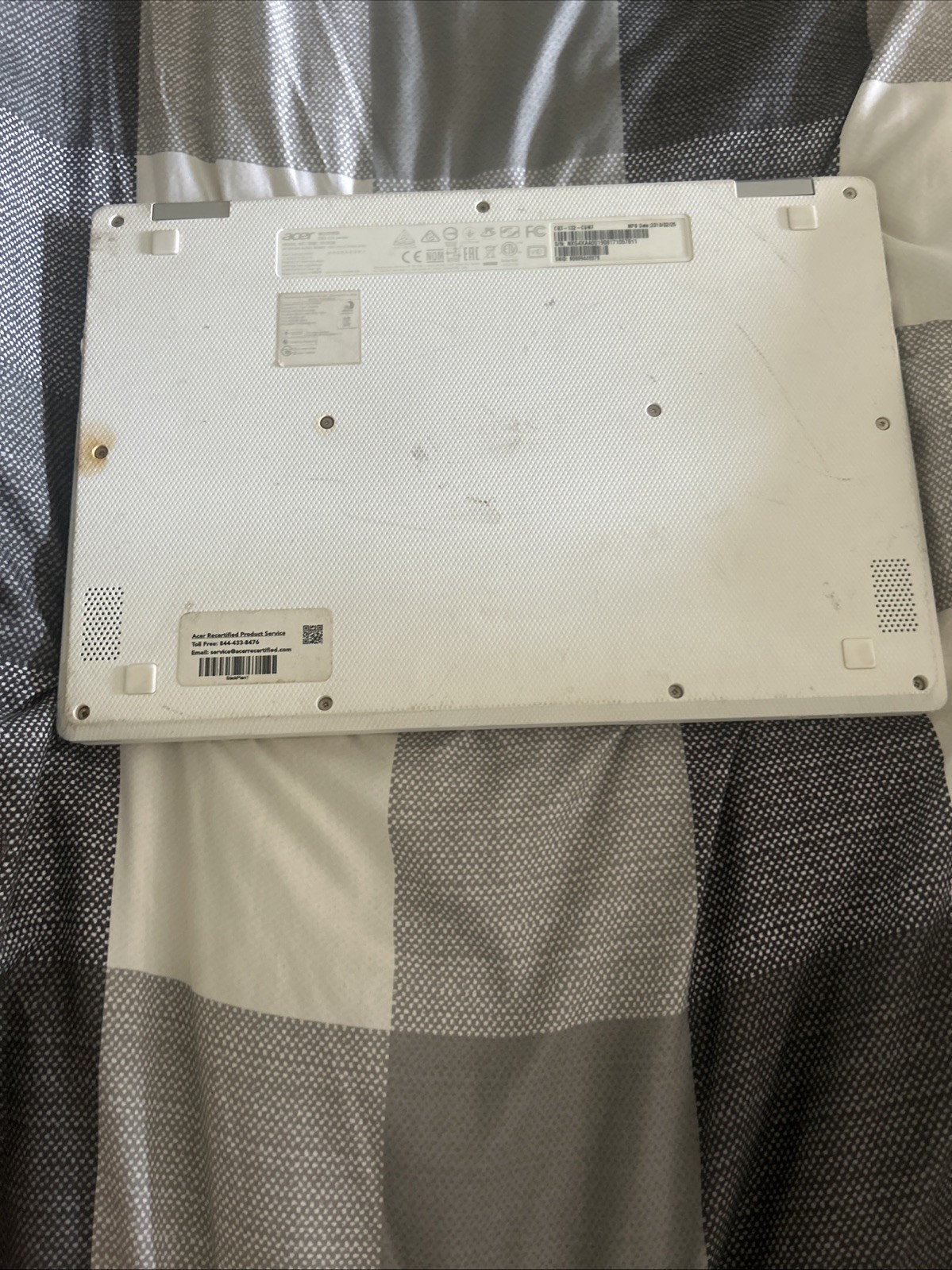 White Chromebook Used With A Few Scratches But Great For Doing School Work