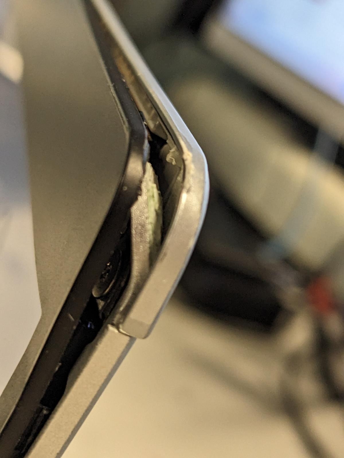HP ELITEBOOK 840 G5 i5-8250U @ 1.60GHz, 8GB RAM, NO HDD/OS – (FOR PARTS)