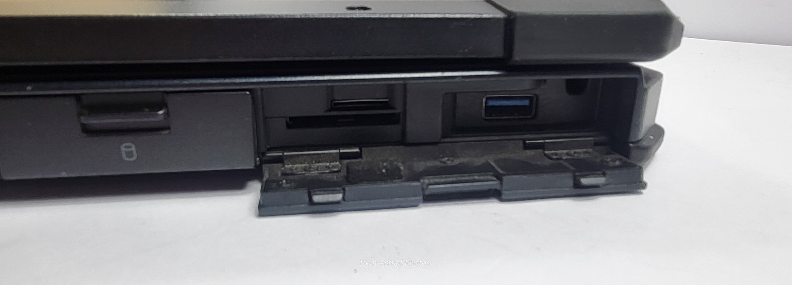 Dell Rugged 5420 i5-8350U 16GB 256GB SSD WEBCAM Windows 11