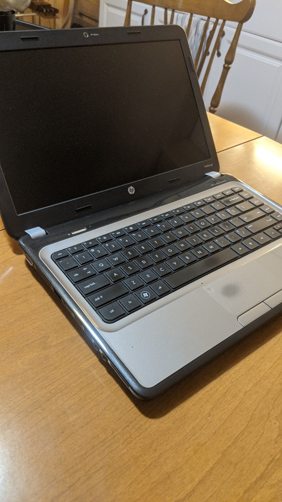 HP Pavilion G4 Intel Core i3 M370 2.40GHz 4GB RAM 240GB HDD WEBCAM WIN 10
