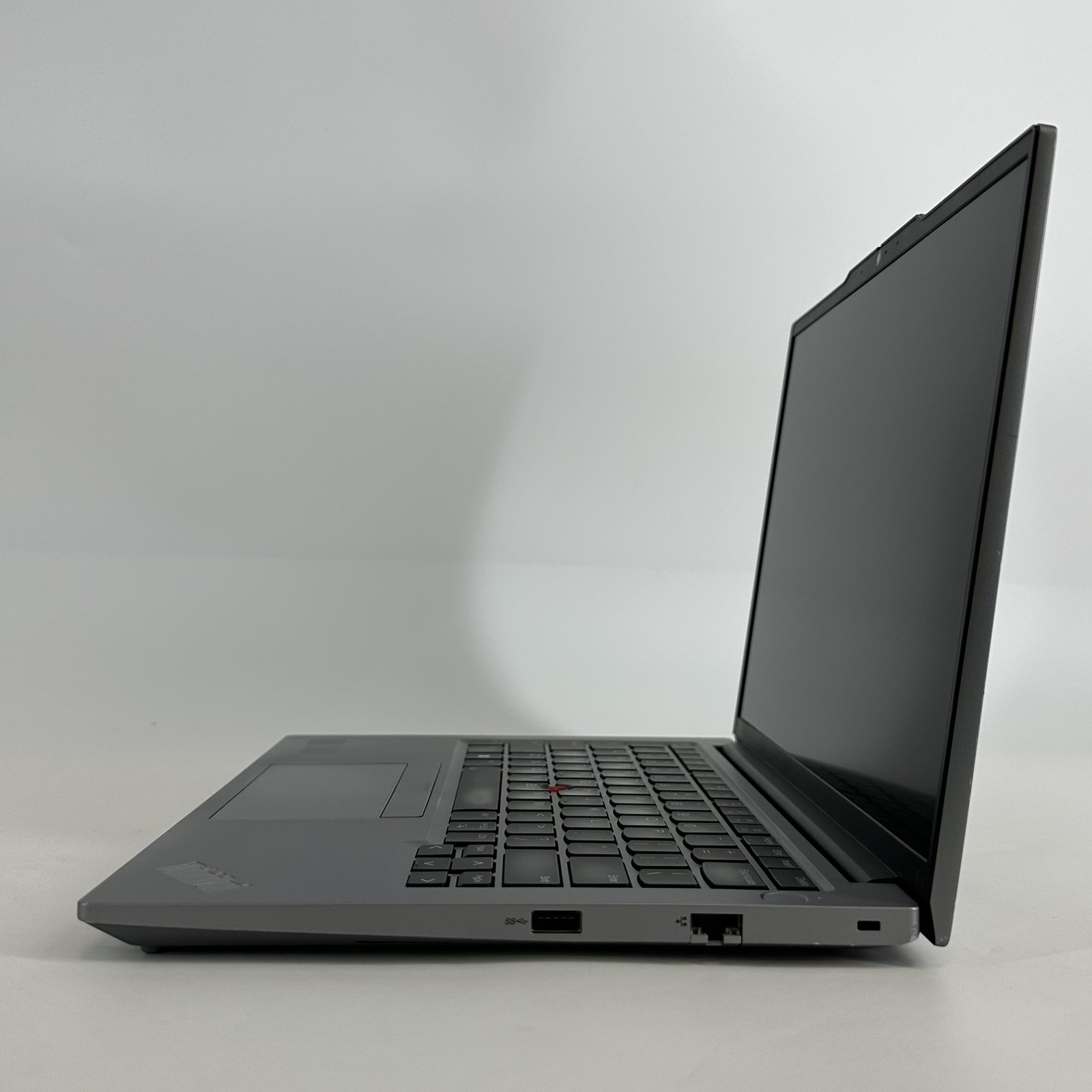 Lenovo ThinkPad E14 Gen 5 Gray FHD+ 2.0 GHz Ryzen 7 7730U 16GB RAM 1TB SSD Good