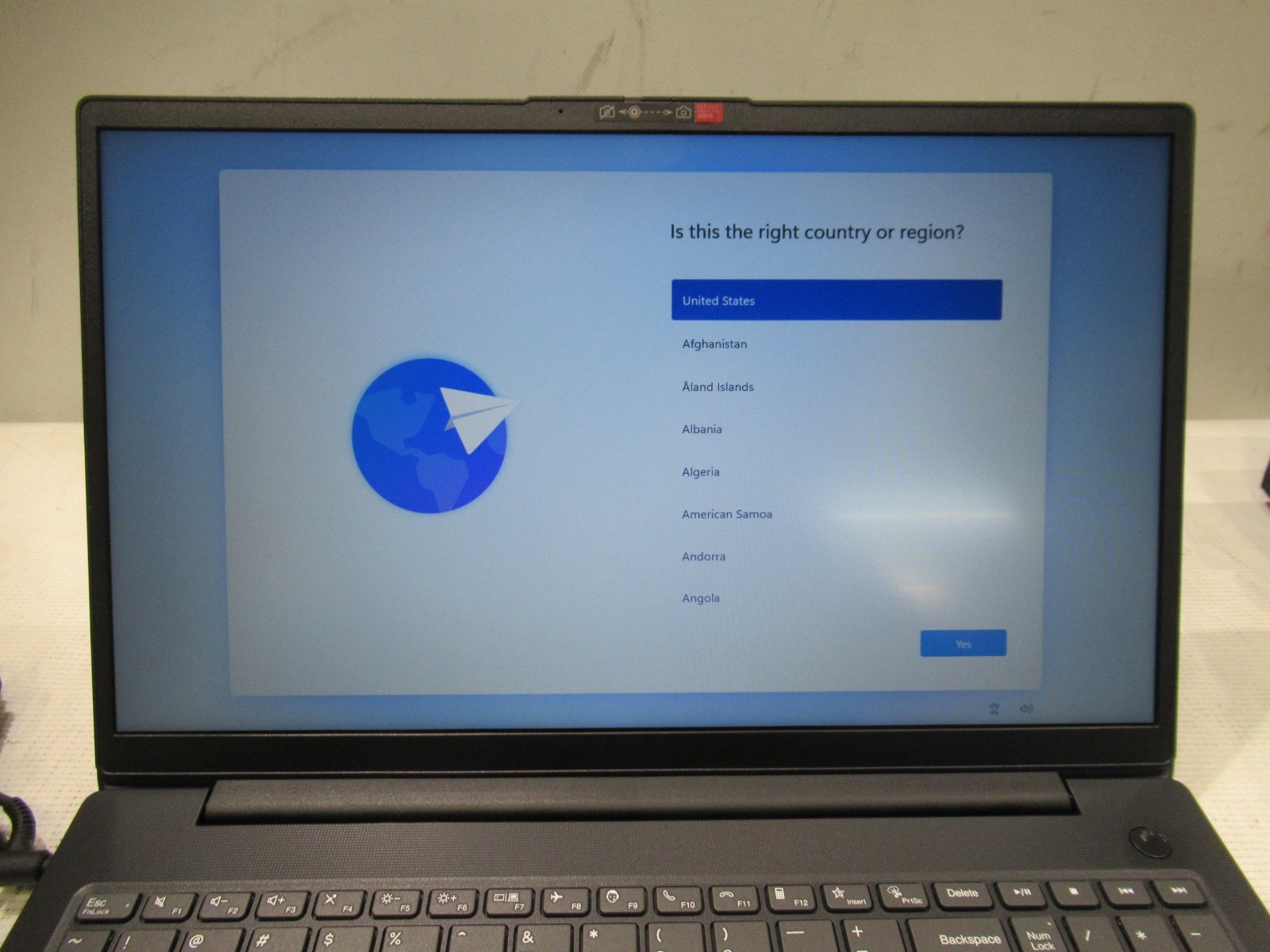 Lenovo V15 G4 15.6″ FHD Windows 11 Notebook | Intel Core i3 | 16GB RAM 512GB SSD