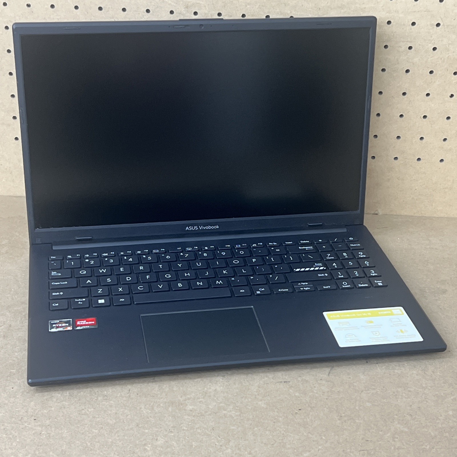 ASUS VivoBook Go E1504FA AMD Ryzen 5 7520U 16GB Ram 512GB SSD – Great