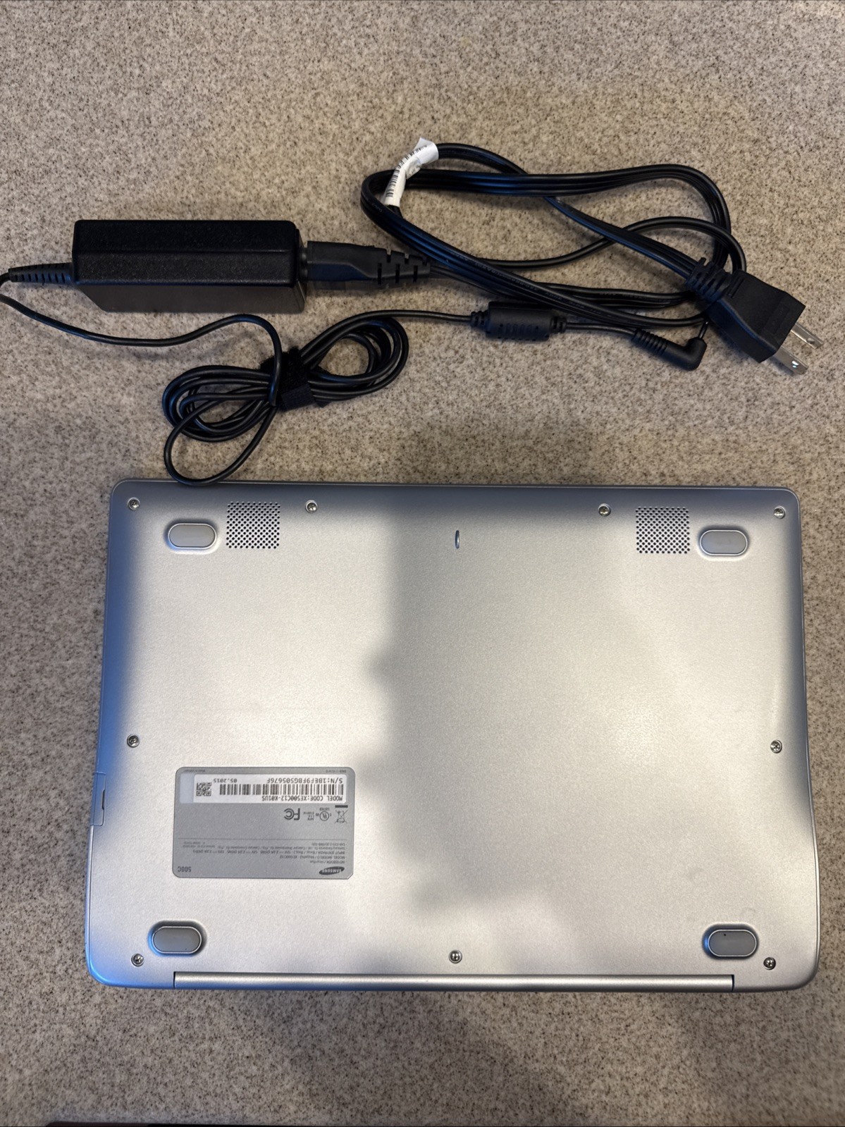 Samsung Notebook – XE500C12K01US