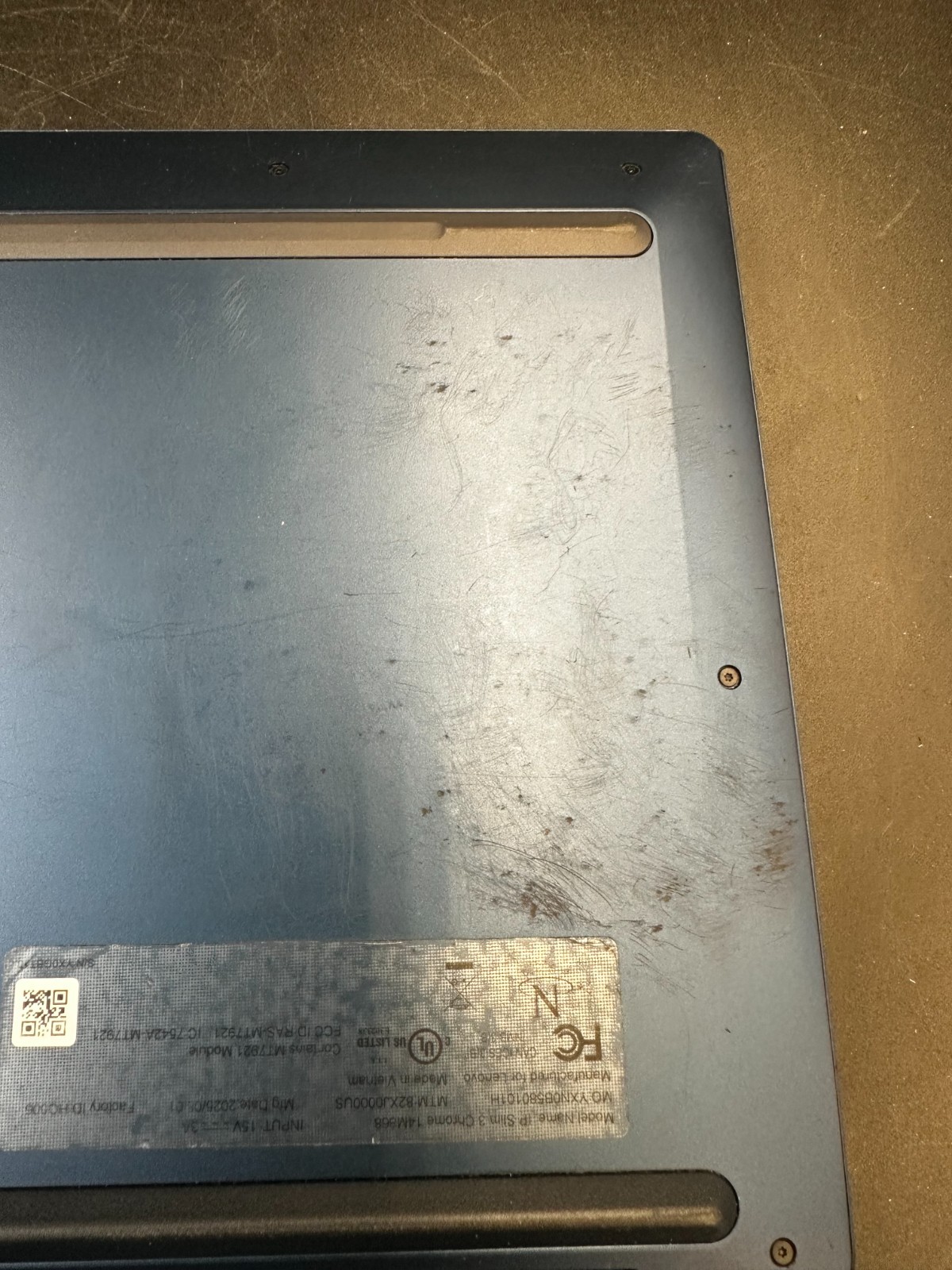 Lenovo IP Slim 3 Chrome 14M868 82XJ0000US 14″ Chromebook Octa-Core 4GB 64GB eMMC