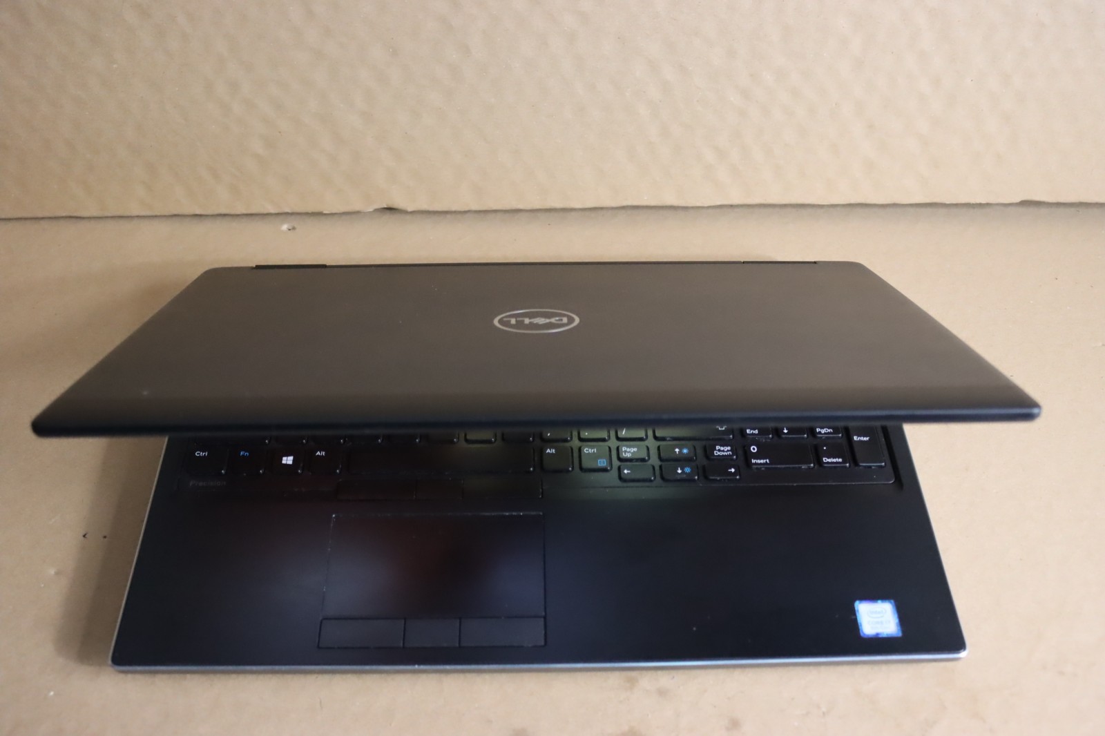 Dell Precision 7530 15.6” 256GB, Intel Core i7 8th Gen., 2.60GHz, 16GB Radeon