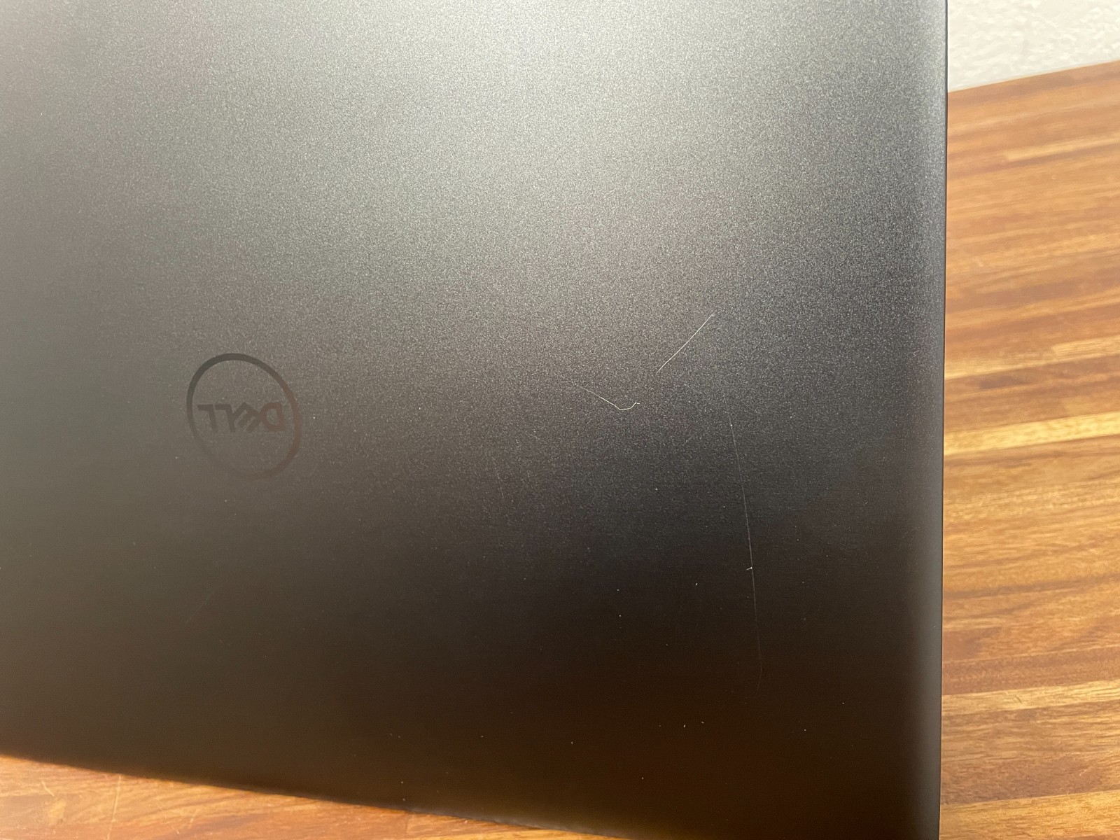 Dell Vostro 7620 16″ i7-12700H 16GB RAM 1TB SSD RTX 3050 Ti Win 11 Pro