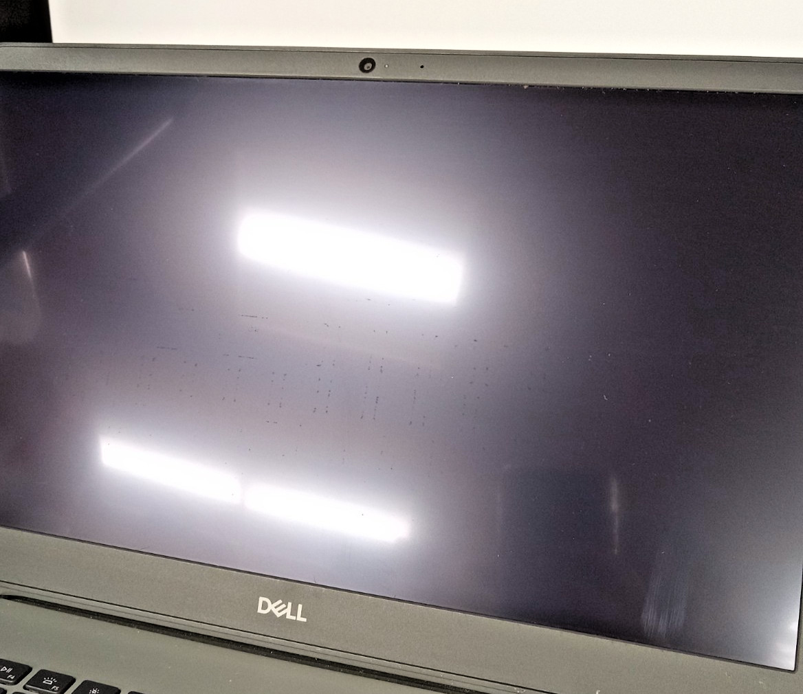 Dell Inspiron 5594 15.6″ Laptop (512GB SSD, i7 10th, 8GB) – Full Function, *COND