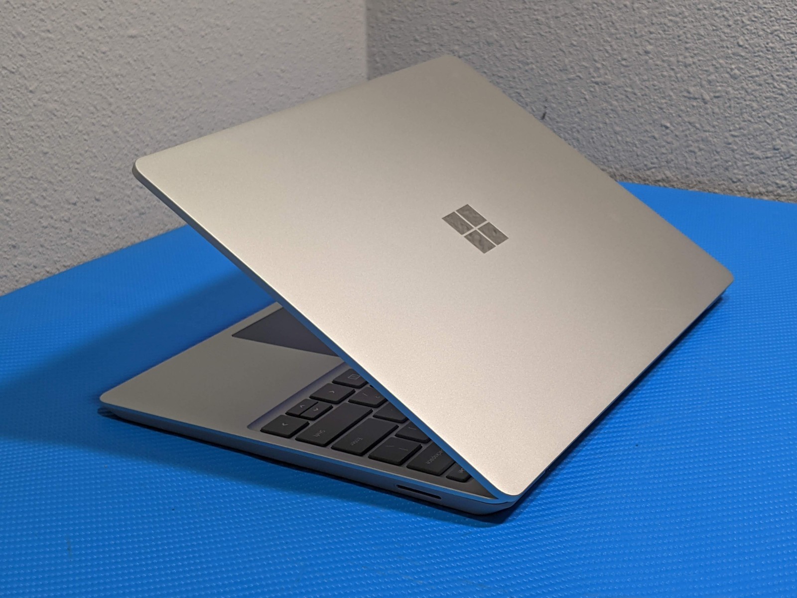 MS Surface Laptop Go 1943 12.4″1536×1024 i5-1035G1 1GHz 8GB 128GB W11P +PA AS-IS
