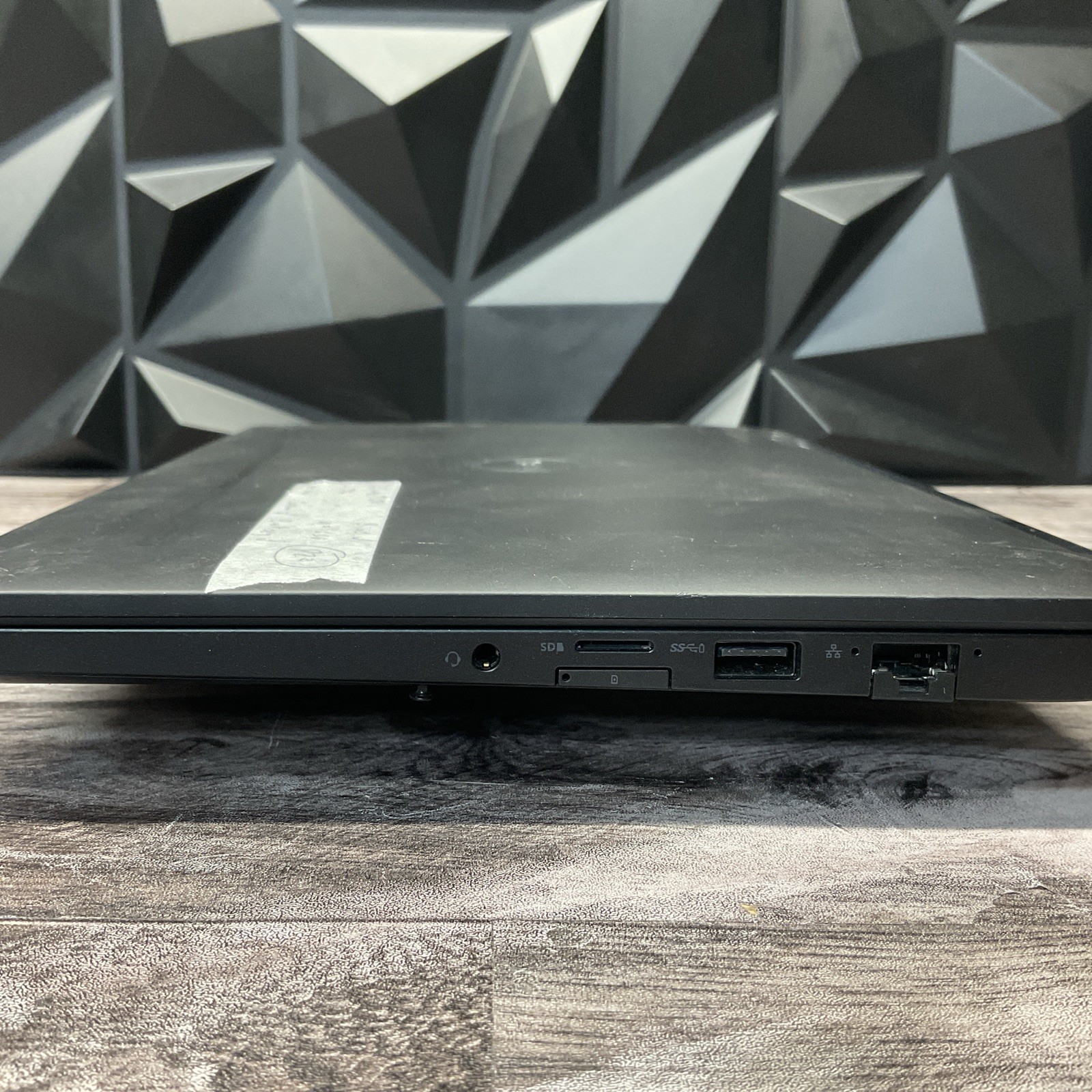 Dell Latitude 7380 / i5 7th Gen / BIOS Unlocked / No RAM / No SSD / P20