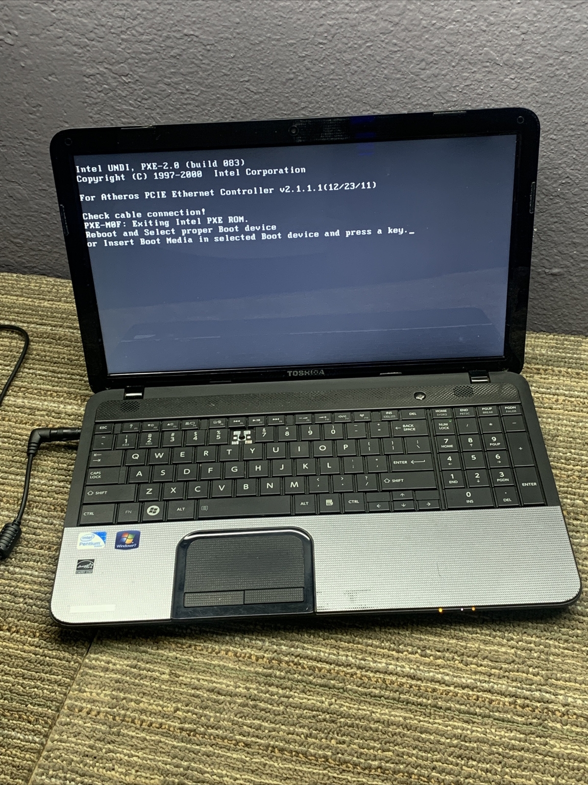 Acer Aspire 5733-6424 Laptop ASIS Intel Pentium I3 Processor 505