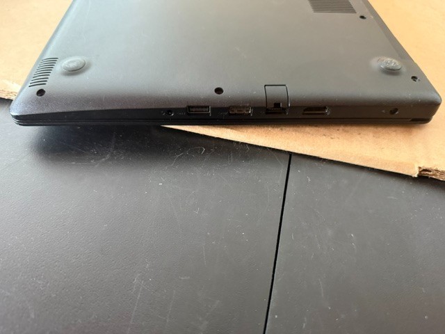 Dell Inspiron 3593 i3-1005G1 512GB SSD 16GB RAM (No Charger Included)