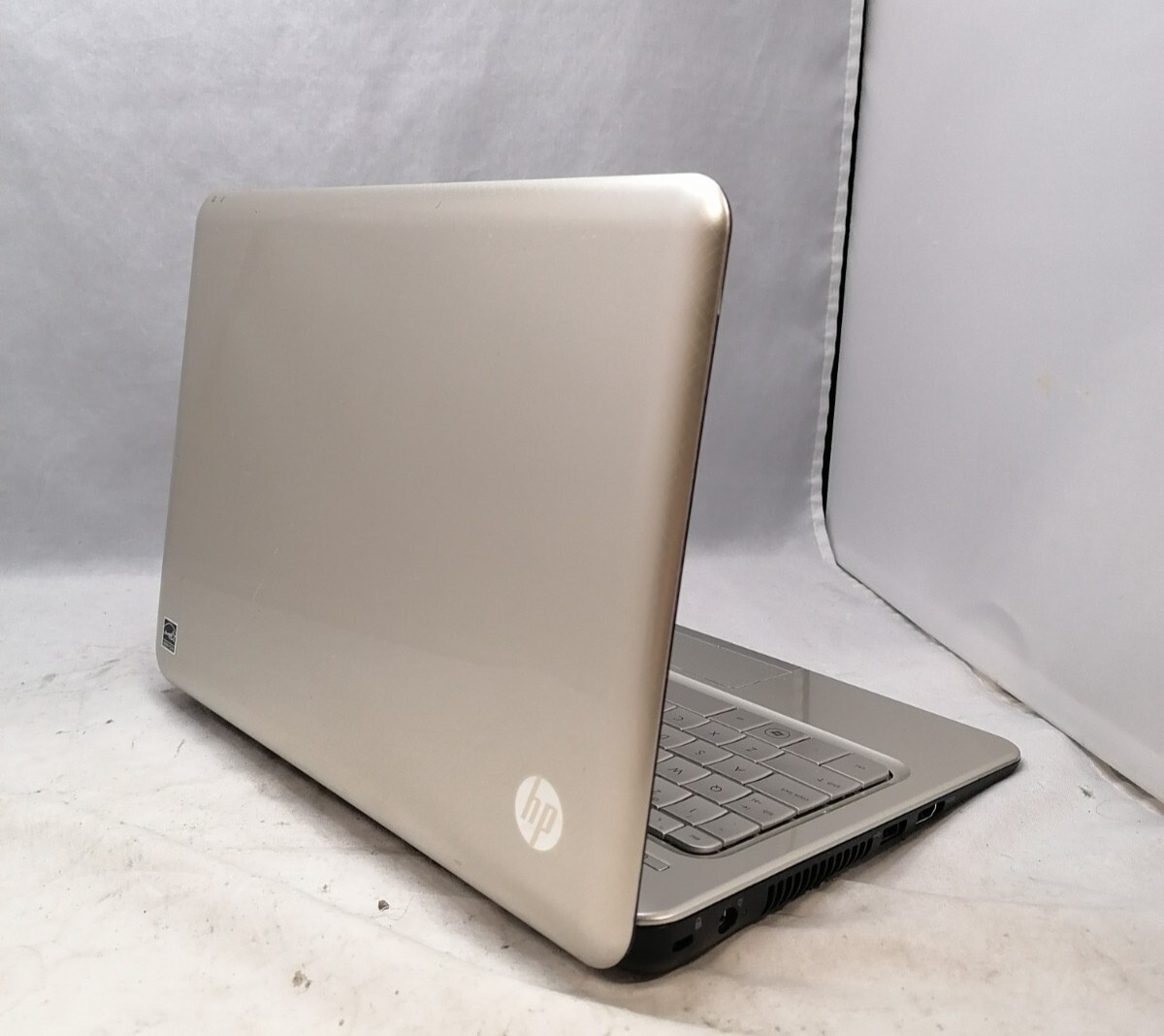 11.6″ HP Pavilion dm1-2010nr(Athlon II Neo K325/4GB RAM/240GB SSD) – Mint 22.1