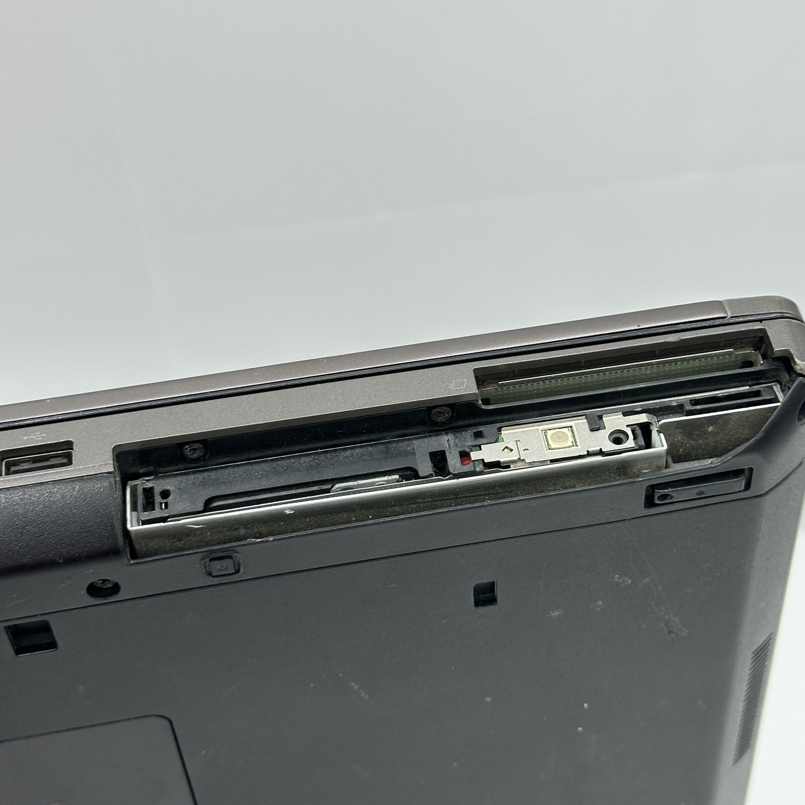 HP ProBook 6360T 13.3″ Laptop Computer For Parts Or Restore Fails Start Up Test