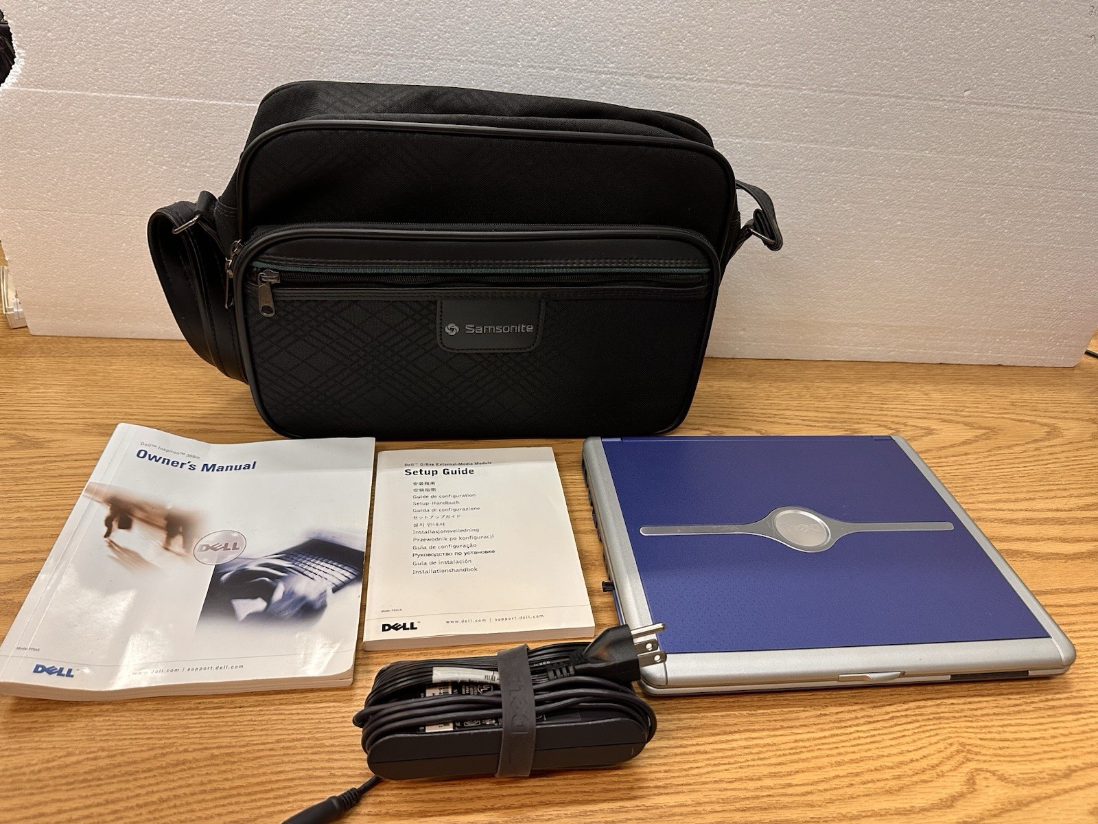 DELL INSPIRON 300M Laptop, WIN xp With Power Adapter, Manuals, Laptop Bag Tested