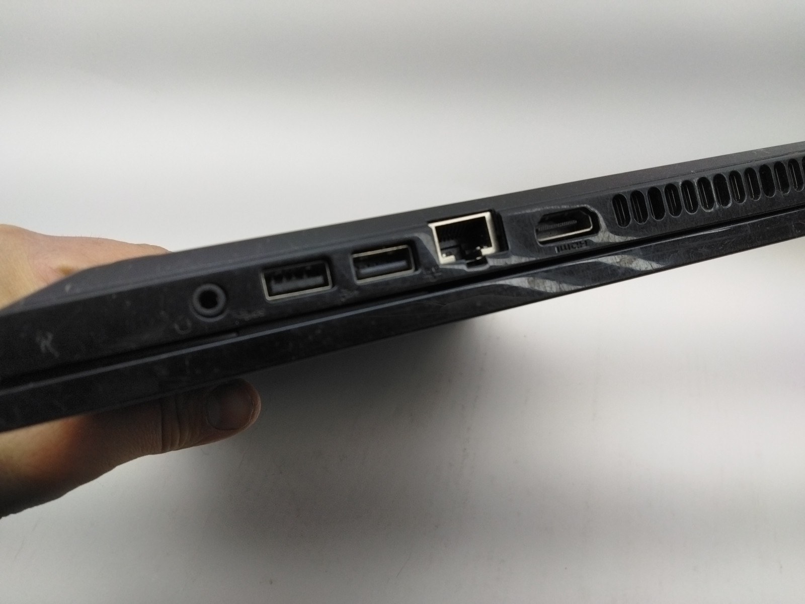 Dell Inspiron 15 33308 – Working Tested Intel I5-4210u CPU, 2gb Ram, 320gb Hd