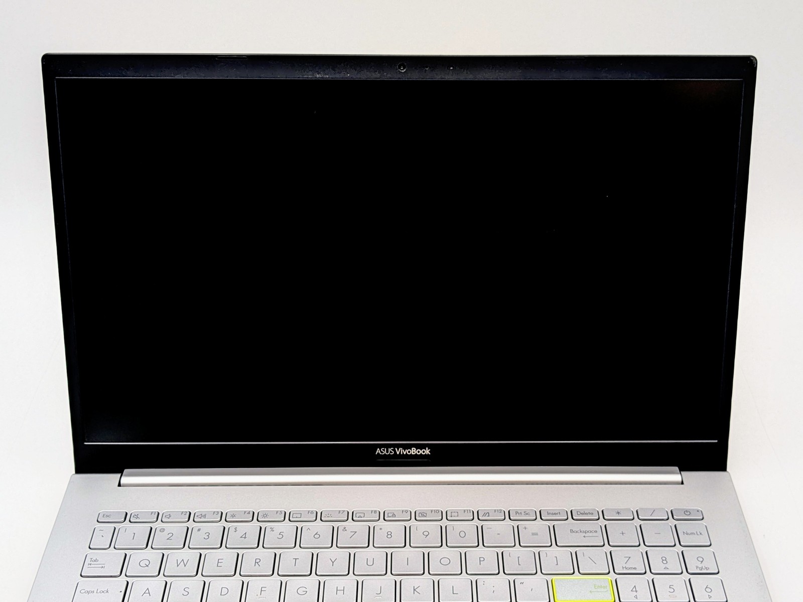 ASUS VivoBook 15 KM513 15″ FHD RYZEN 7 4700U 256GB SSD 20GB W11 FP Reader