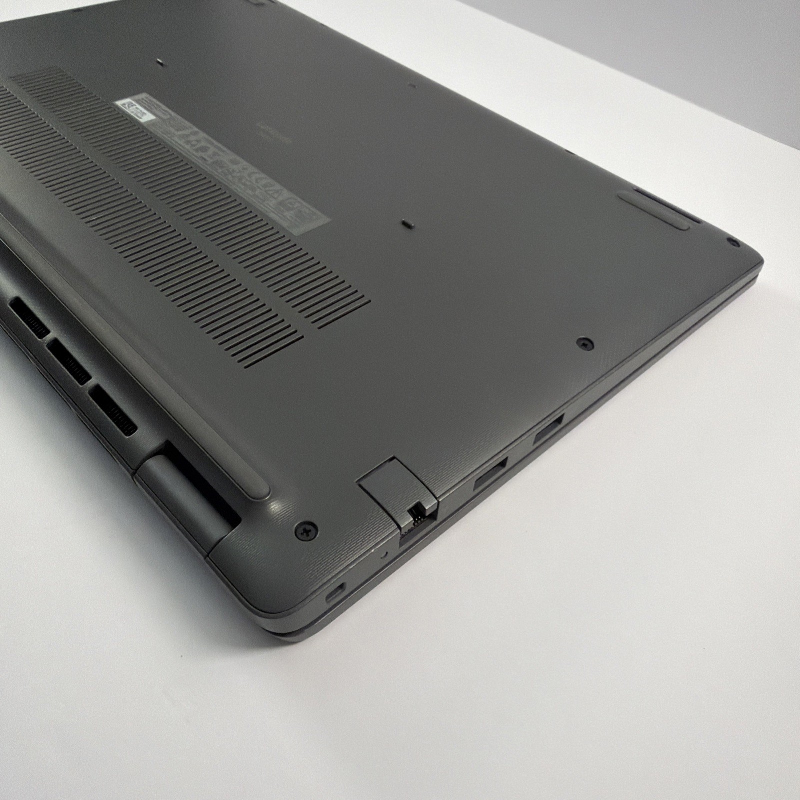 2025 Dell Latitude 3450 14″ Intel i5-1335U 8GB DDR5 RAM 256GB SSD